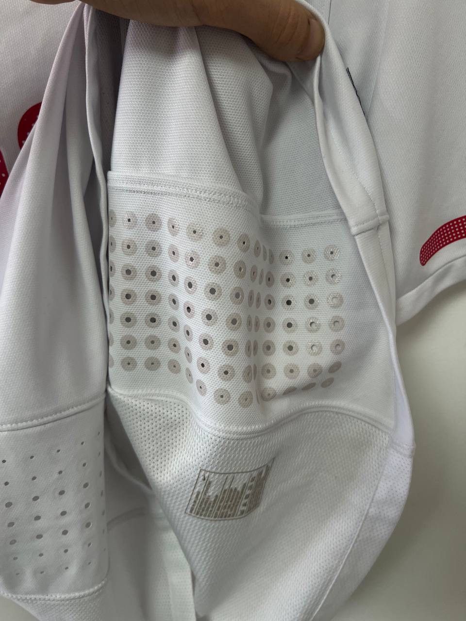 Nike Serbia World Cup 2010 Away Player Issue Jersey Football L Size US L / EU 52-54 / 3 - 6 Thumbnail