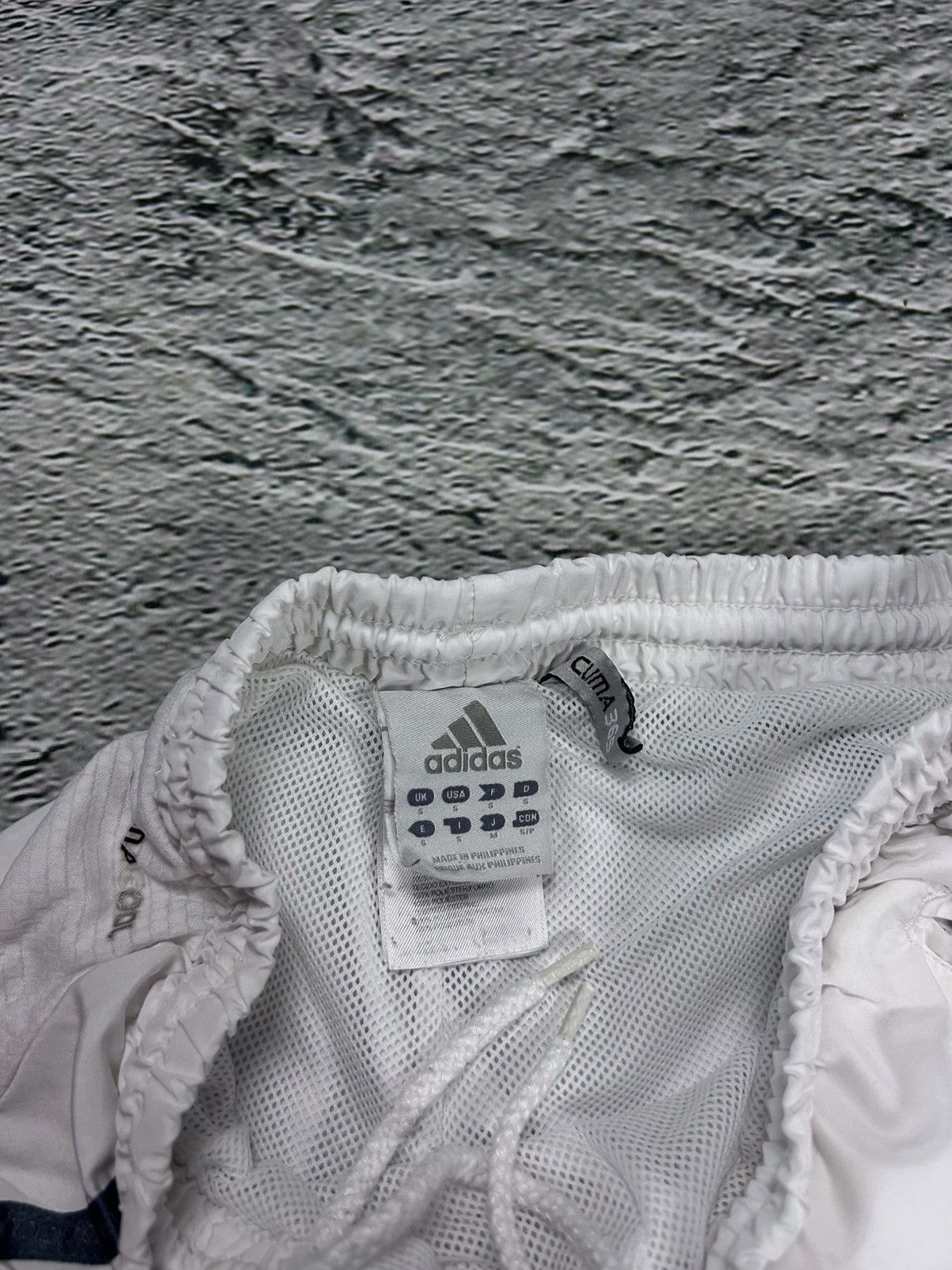Adidas × Vintage Adidas vintage white track pants small logo 2000s Size US 28 / EU 44 - 4 Thumbnail