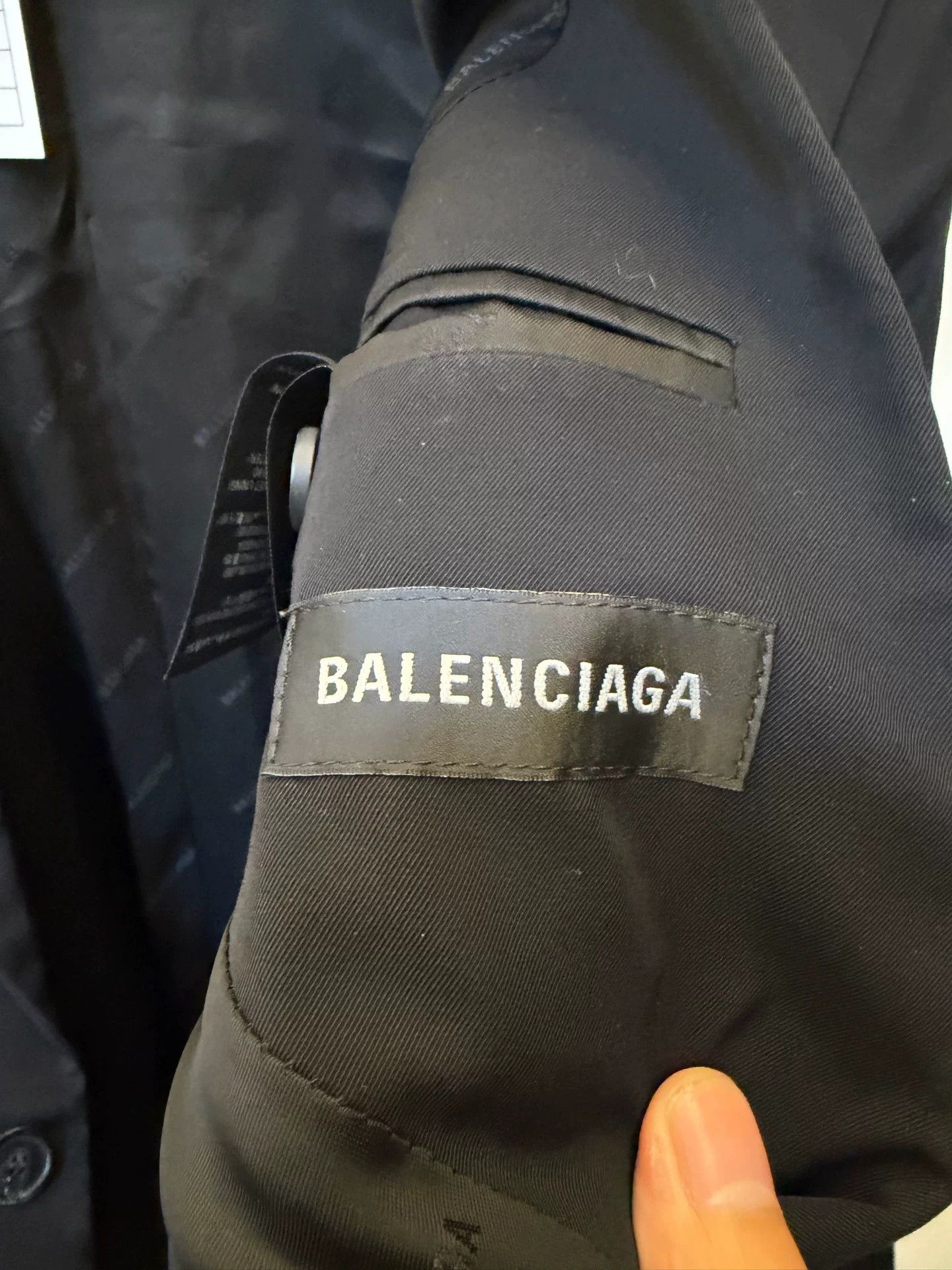 Balenciaga Balenciaga FW21 Washed Black Blazer Size US M / EU 48-50 / 2 - 4 Thumbnail