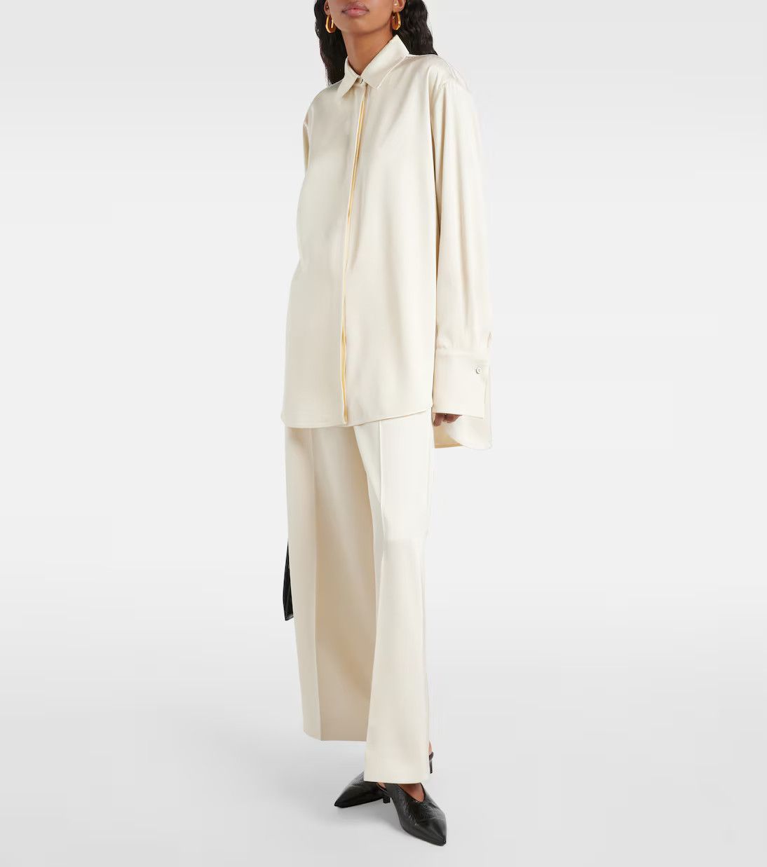 Jil Sander o1loc1c0426 Oversized Satin Shirt in Beige Size XL / US 12-14 / IT 48-50 - 2 Thumbnail