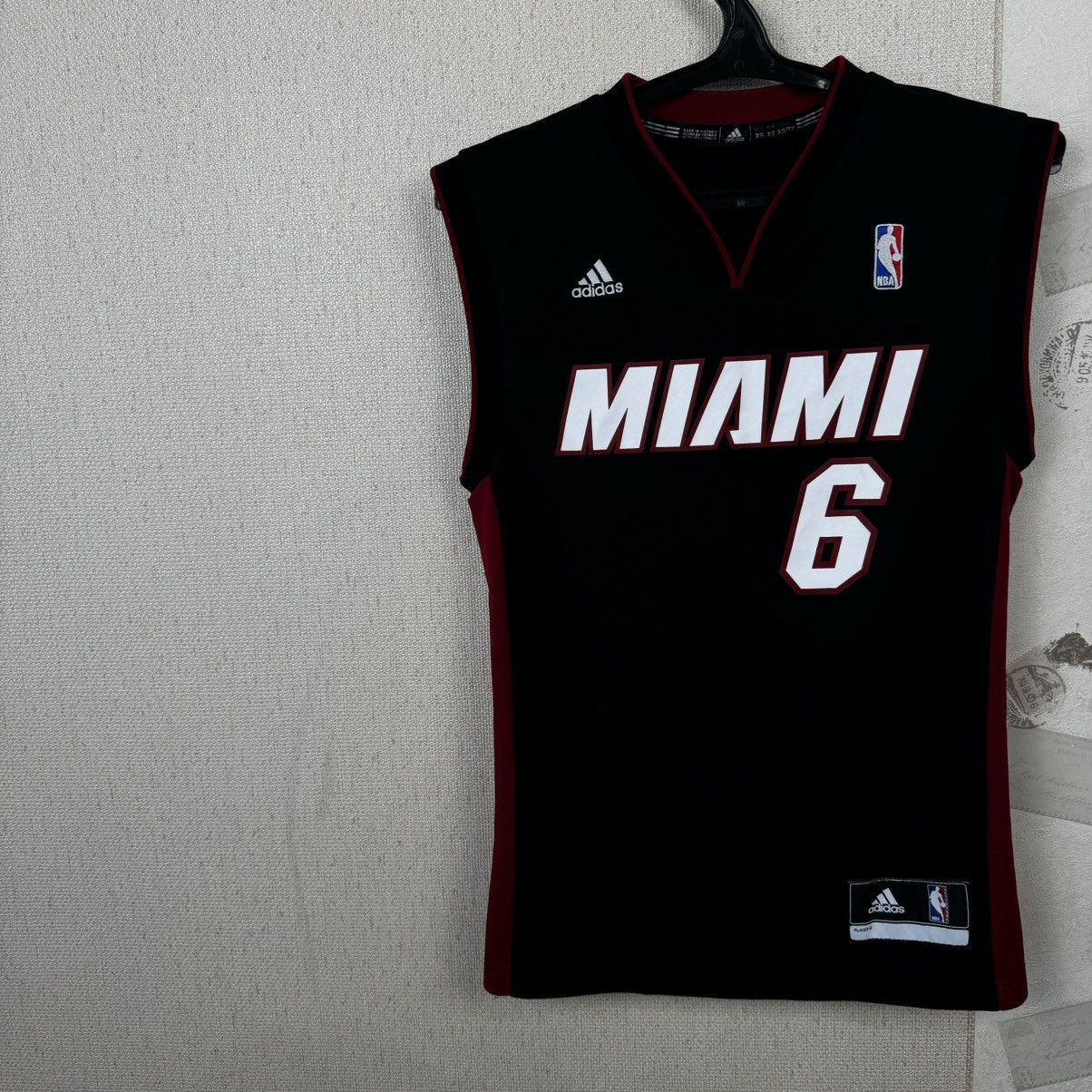 Adidas × NBA LEBRON JAMES #6 MIAMI HEAT ADIDAS SWINGMAN JERSEY NBA XS Size US XS / EU 42 / 0 - 6 Thumbnail