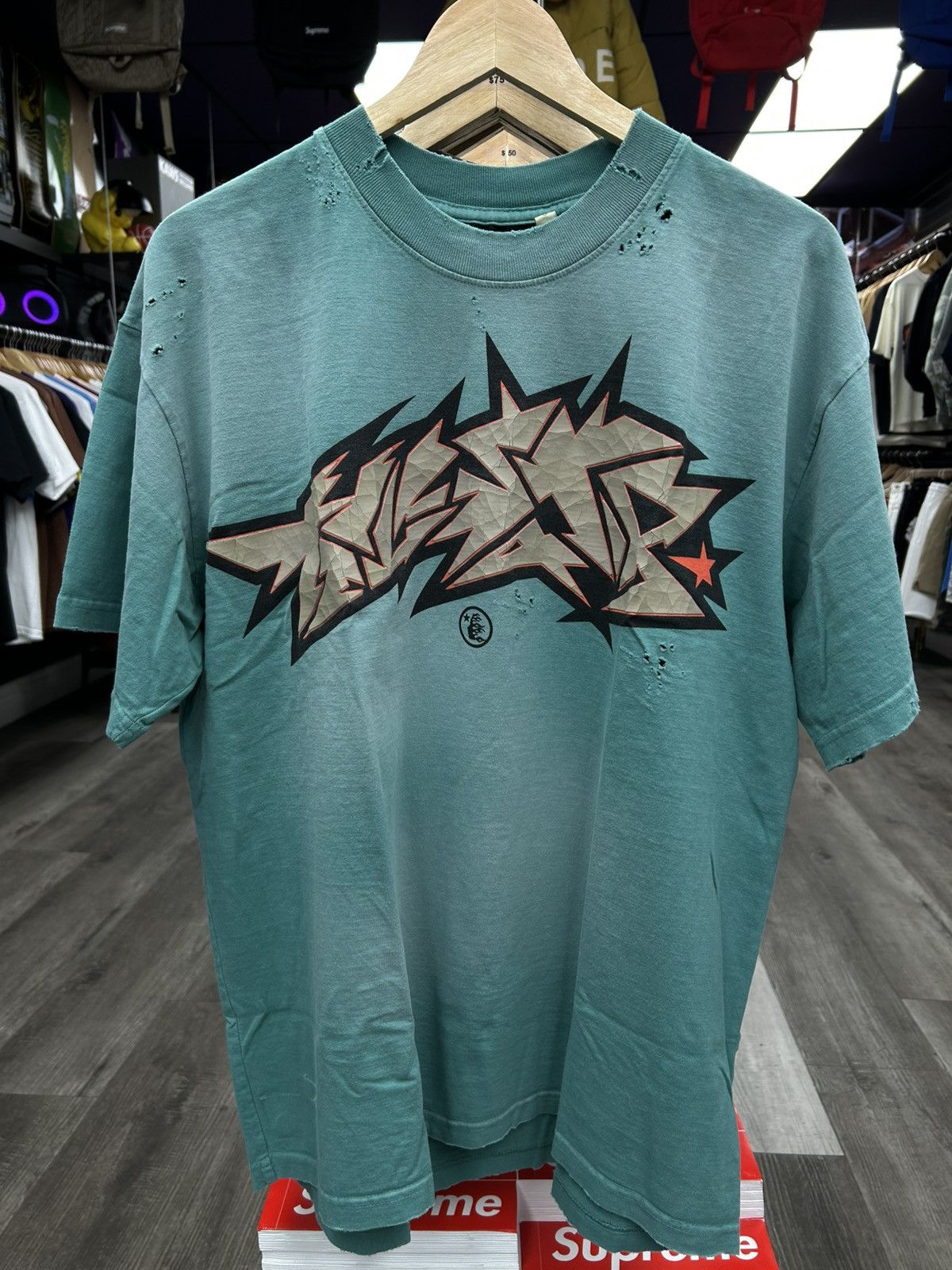 HELLSTAR Hellstar “Studios Cracked Logo” T-shirt Size US L / EU 52-54 / 3 - 1 Thumbnail