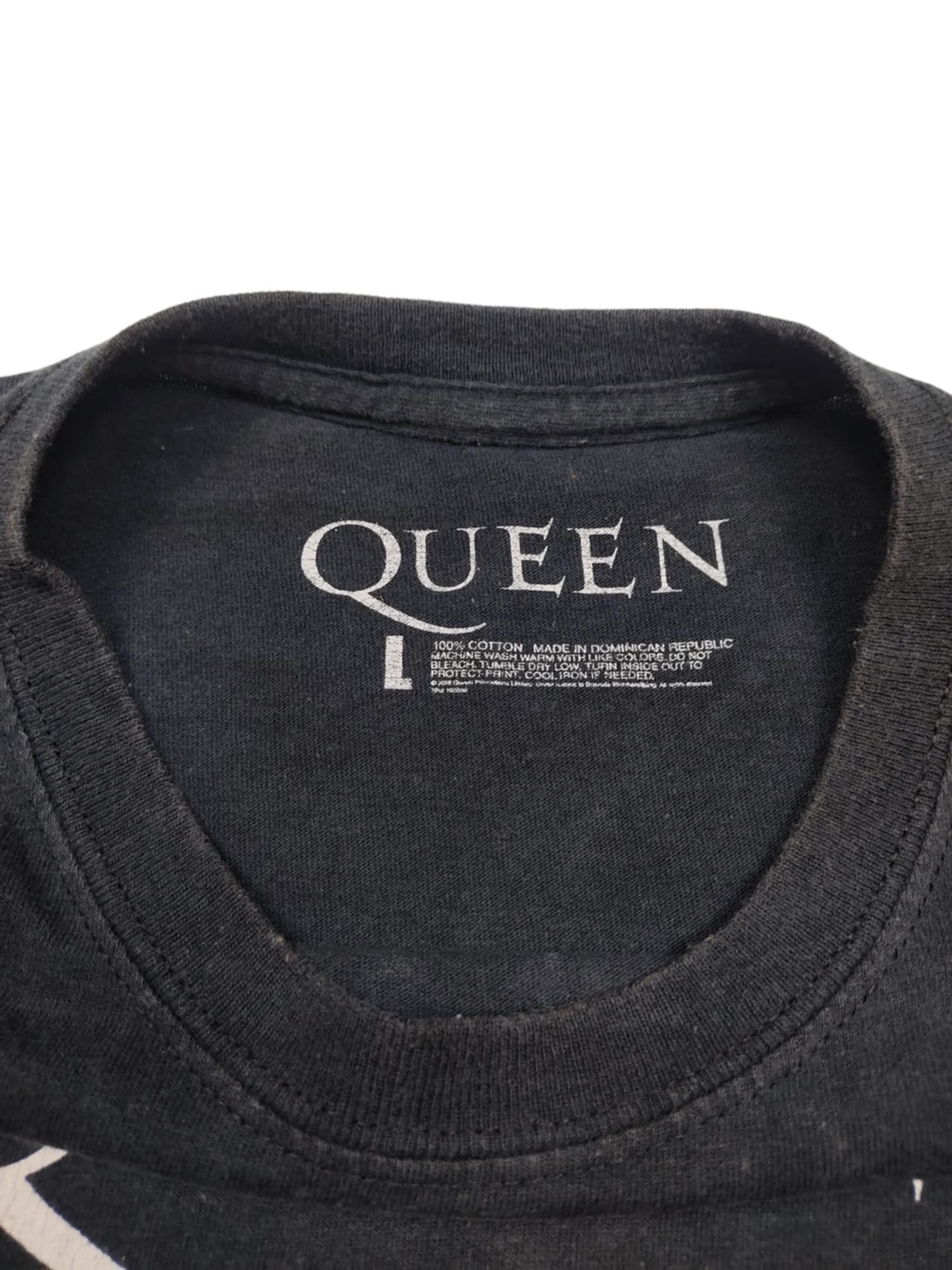Band Tees Y2K sun faded QUEEN Hard Rock Heavy Metal Band T-Shirt Size US L / EU 52-54 / 3 - 4 Thumbnail