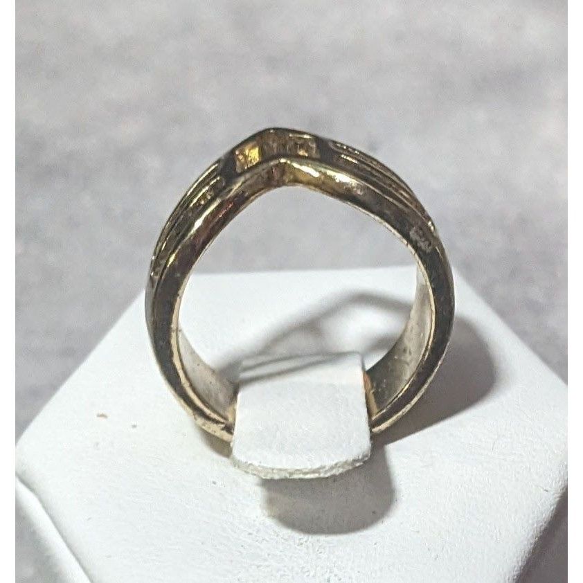 Other Gold Tone Slotted Chevron Fashion Ring Size 5 3/4 Size ONE SIZE - 3 Thumbnail