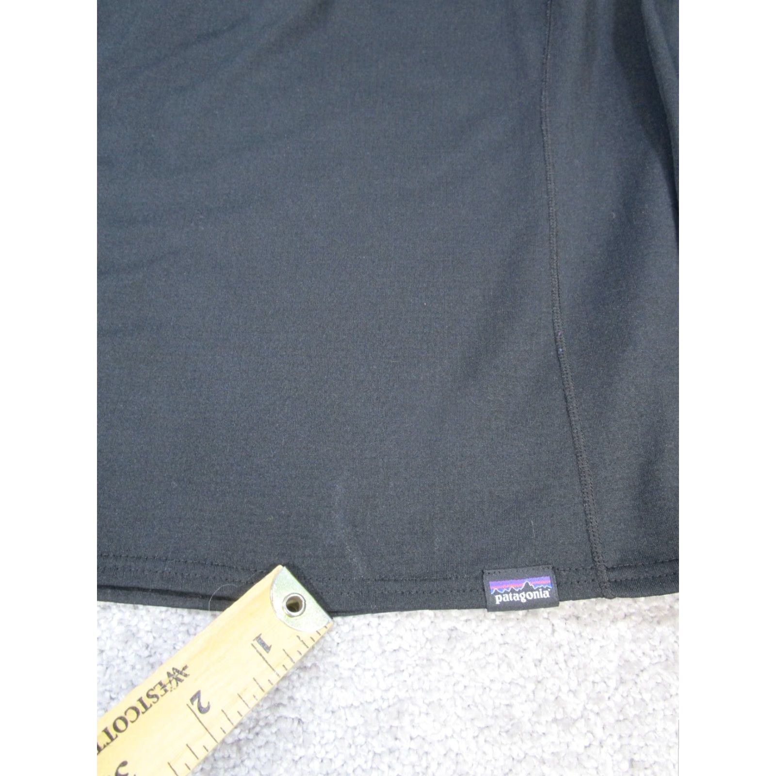 Patagonia Patagonia Womens XS Black Midweight Capilene Baselayer Capilene Sweater Mock Neck Zip Pullover Activewear Hiking Running Walking Mens?? Wait Size XS / US 0-2 / IT 36-38 - 6 Thumbnail
