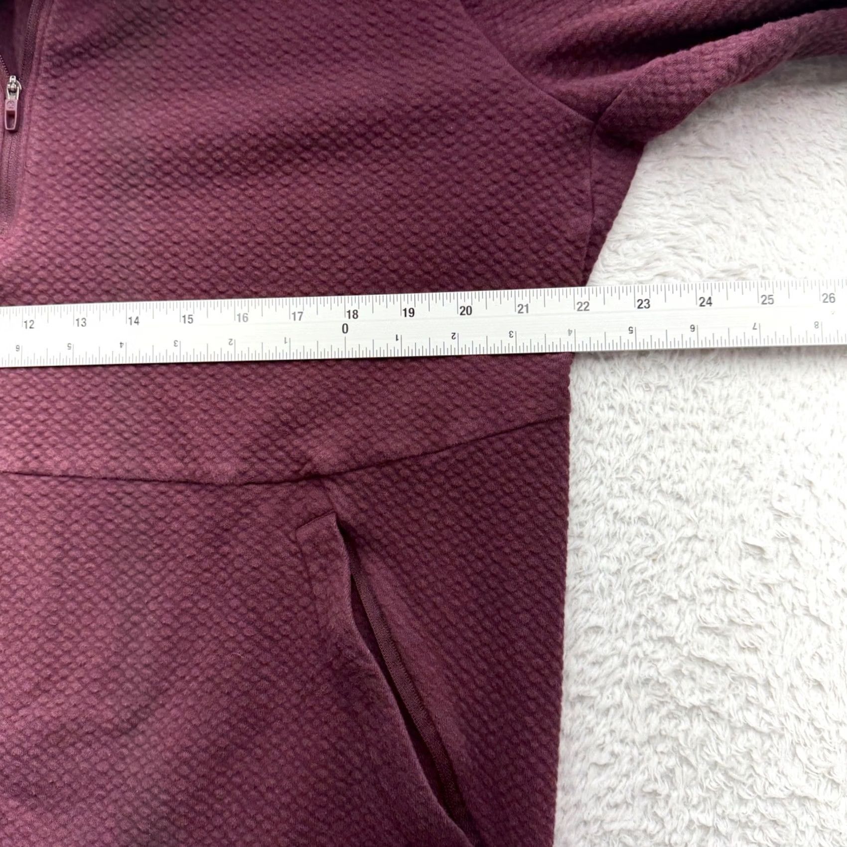 Lululemon Lululemon At Ease Half Zip Pullover Mens Large Plum Purple Textured LM3DPXS Size US L / EU 52-54 / 3 - 7 Thumbnail