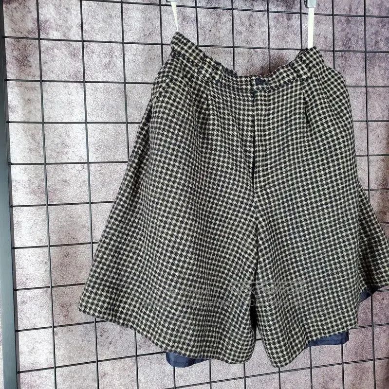 Burberry Burberry Khaki Wool Logo Check Pants. Size 24" / US 00 / IT 34 - 9 Thumbnail
