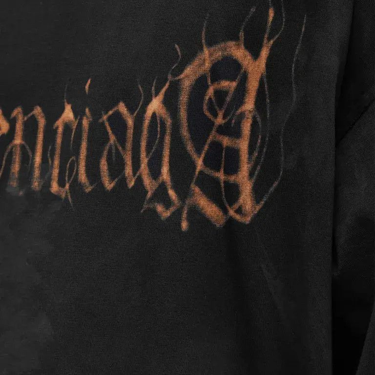 Balenciaga Distressed Gothic logo oversized size large L Size US L / EU 52-54 / 3 - 5 Thumbnail