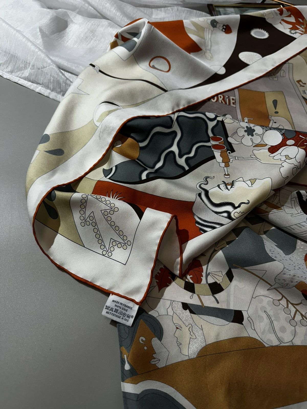 Hermes Authentic HERMES ScarfCarre 90 CA DECOIFFE 100% Silk Japan Size ONE SIZE - 11 Thumbnail