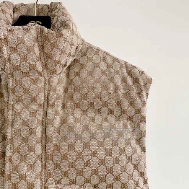 Balenciaga Balenciaga Full print double B letter aged leather vest Size XXS / US 00 / IT 34 - 3 Thumbnail