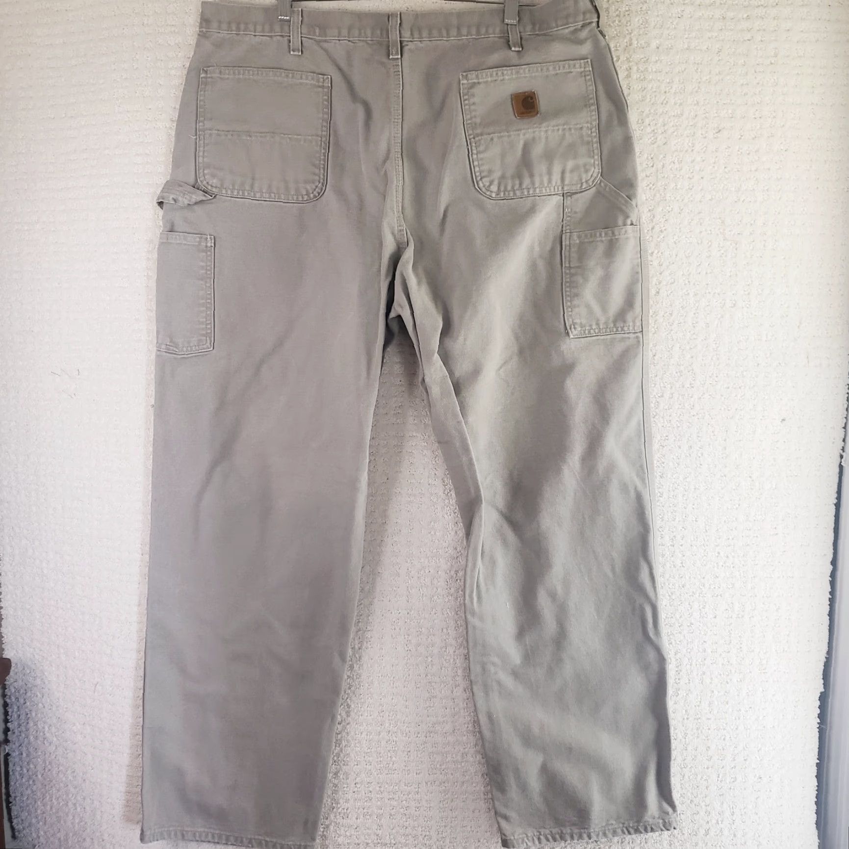 Carhartt Carhartt B11 DES Work Pants Desert Khaki Dungaree Fit Carpenter 42x32.5 Mens Regular 100% Cotton Zipper Loops Logo Beige/Khaki Concrete? Size US 42 / EU 58 - 7 Thumbnail
