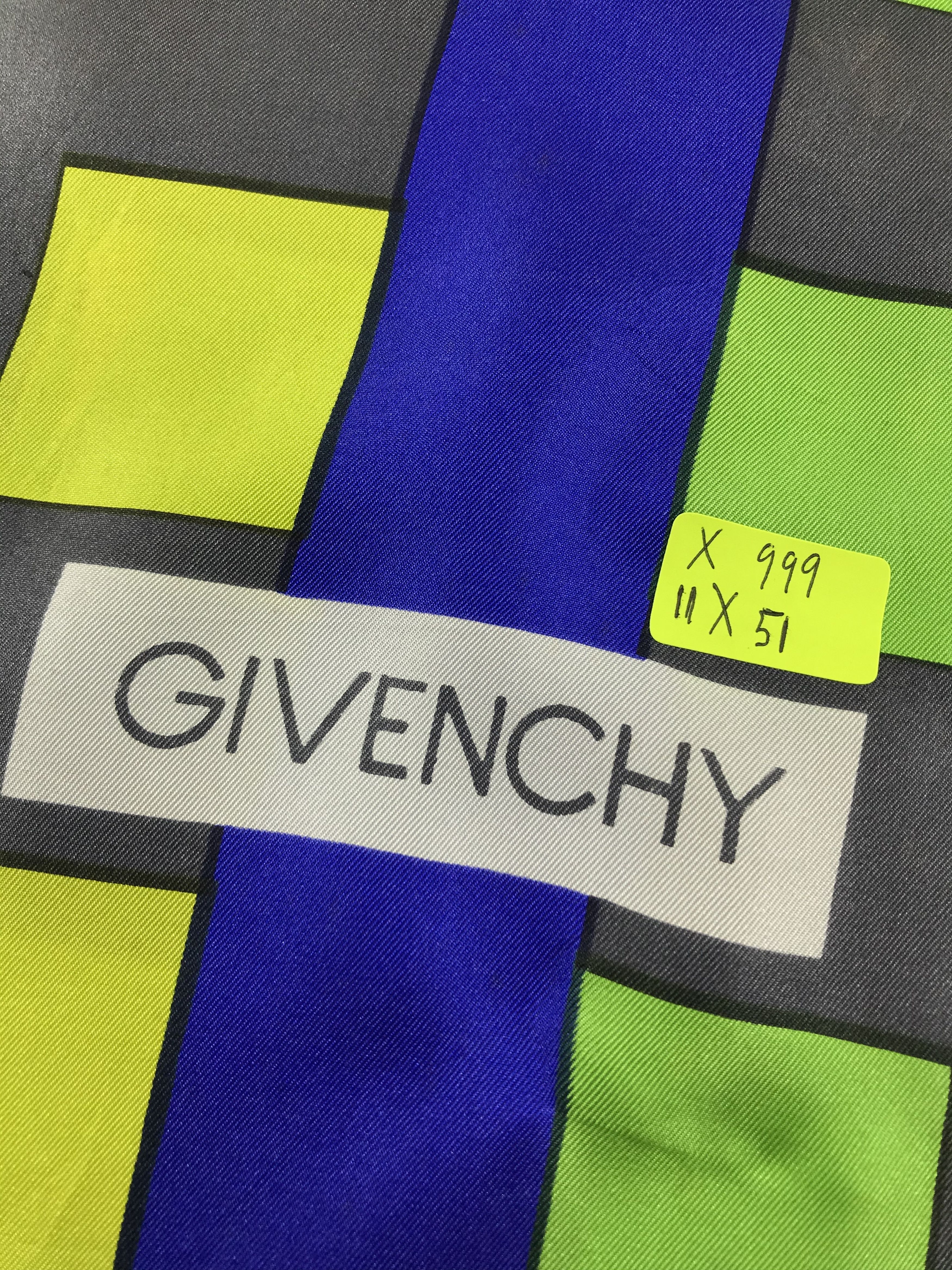 Vintage Vintage Givenchy Silk Scarf Size ONE SIZE - 4 Thumbnail