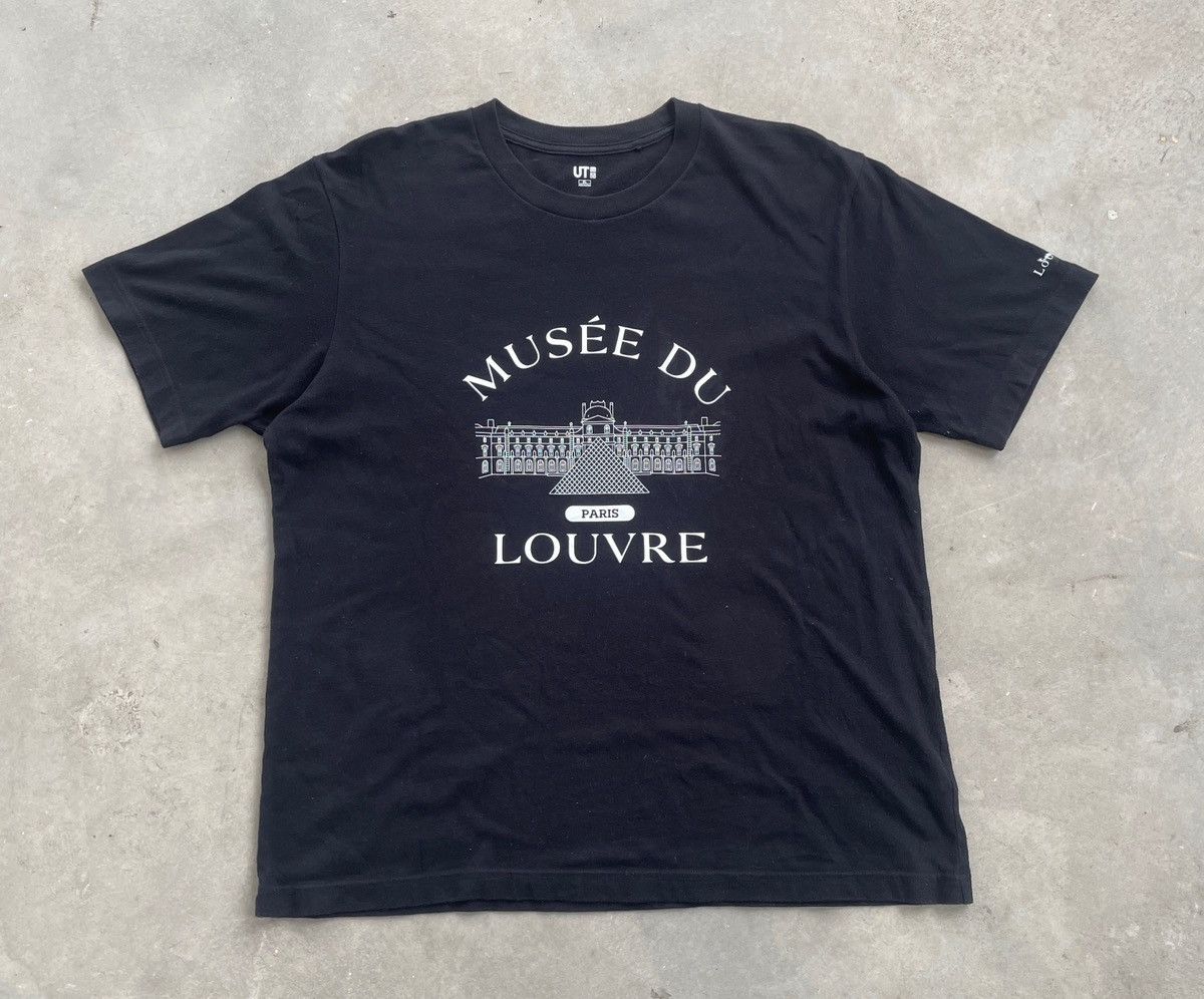 Japanese Brand × Uniqlo × Vacation MUSEE DE LOURVE PARIS UNIQLO TEE Size US XL / EU 56 / 4 - 1 Thumbnail