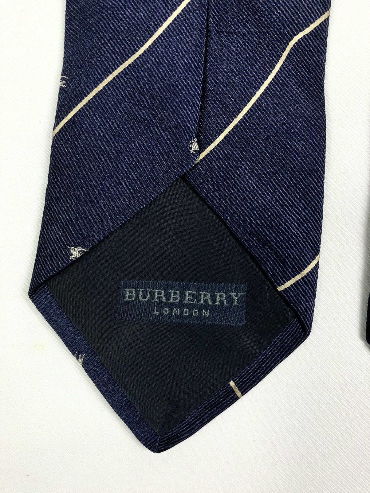 Burberry Rare Burberry London Silk Tie Made in Italy Size ONE SIZE - 6 Thumbnail