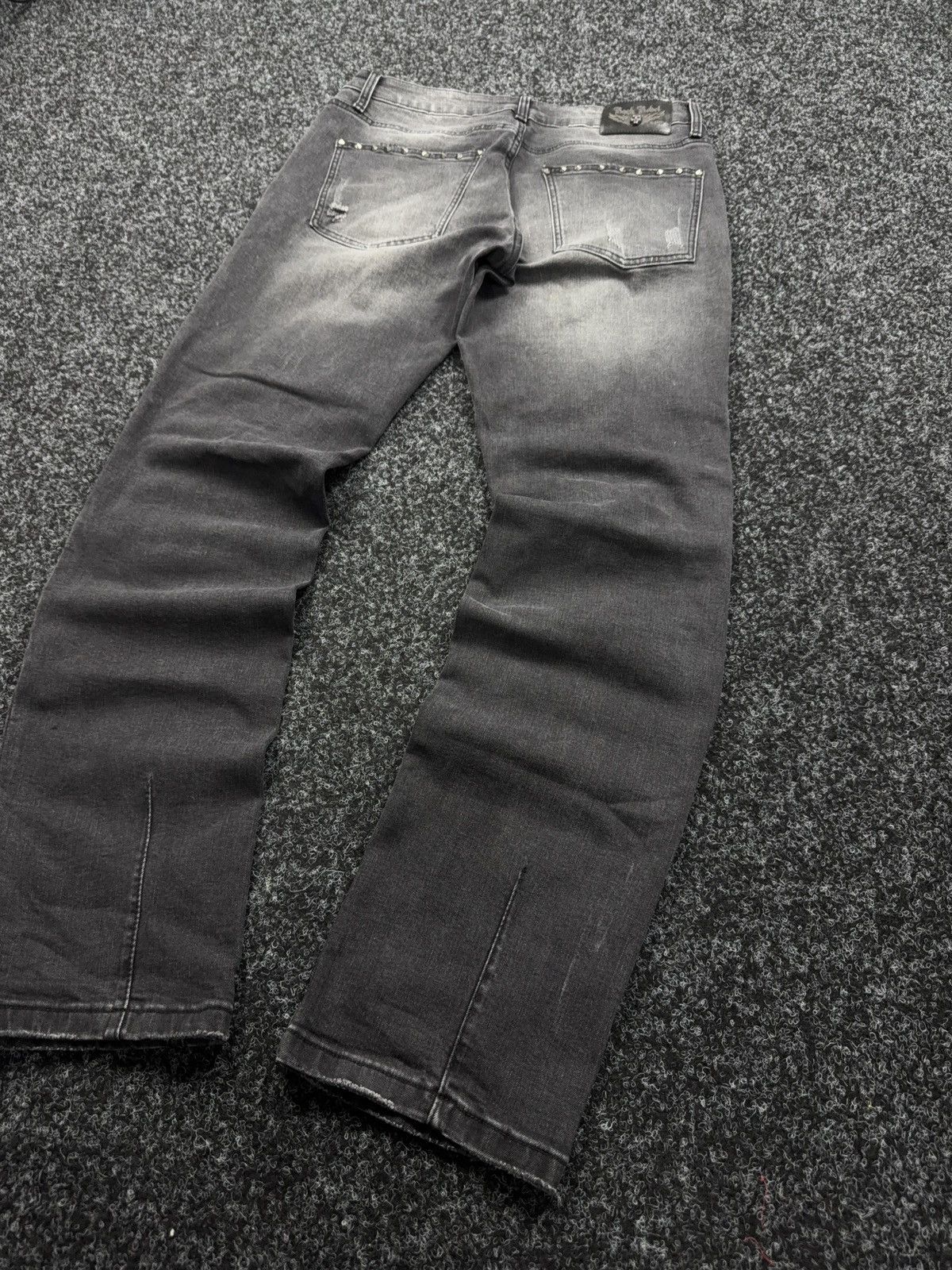 Le Grande Bleu (L.G.B.) Opium 00s Punk Rock Rebel Distressed Studded Biker Jeans Size US 31 - 13 Thumbnail