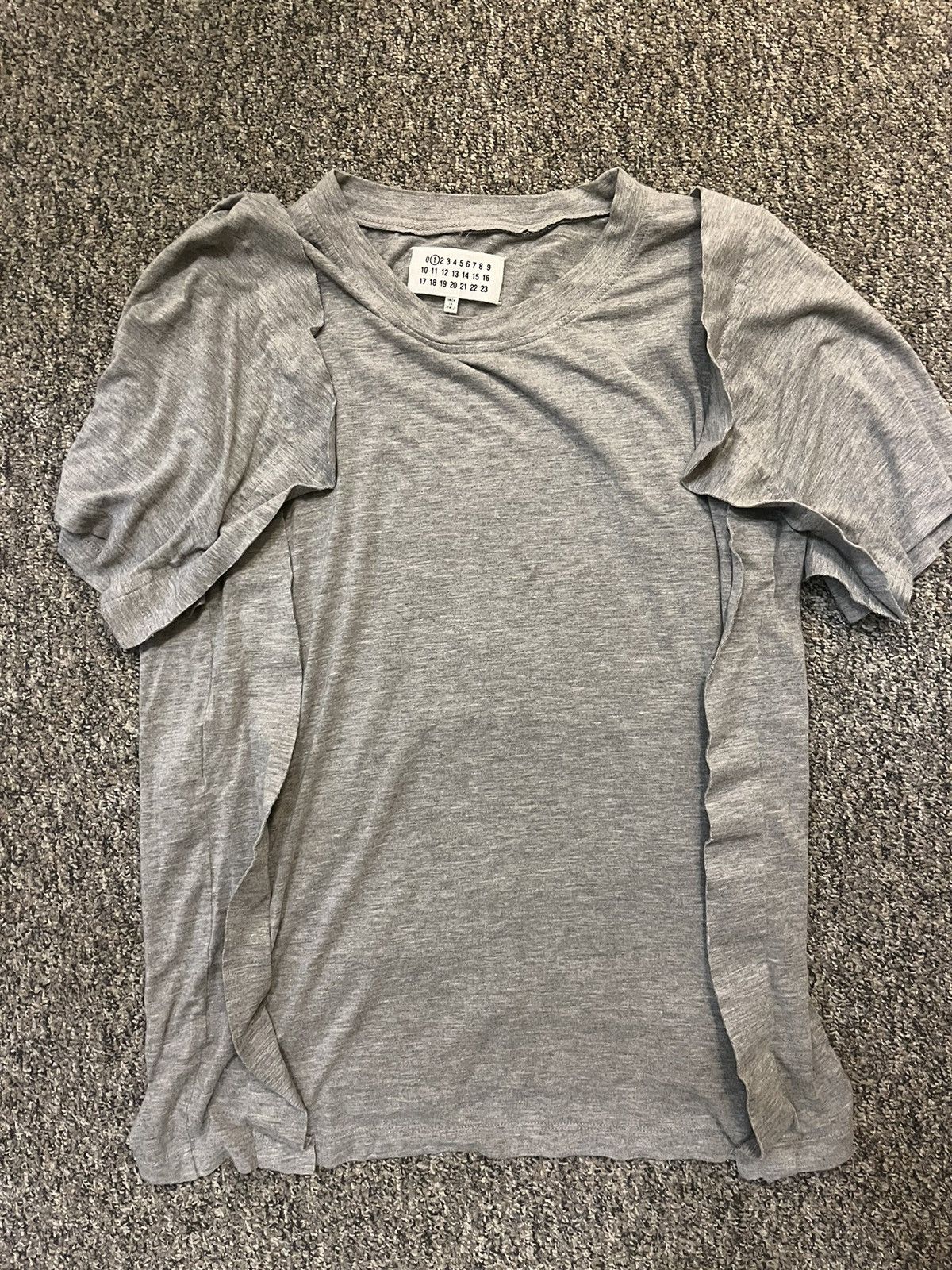 Maison Margiela Maison Margiela unique seam tee Size US M / EU 48-50 / 2 - 1 Thumbnail