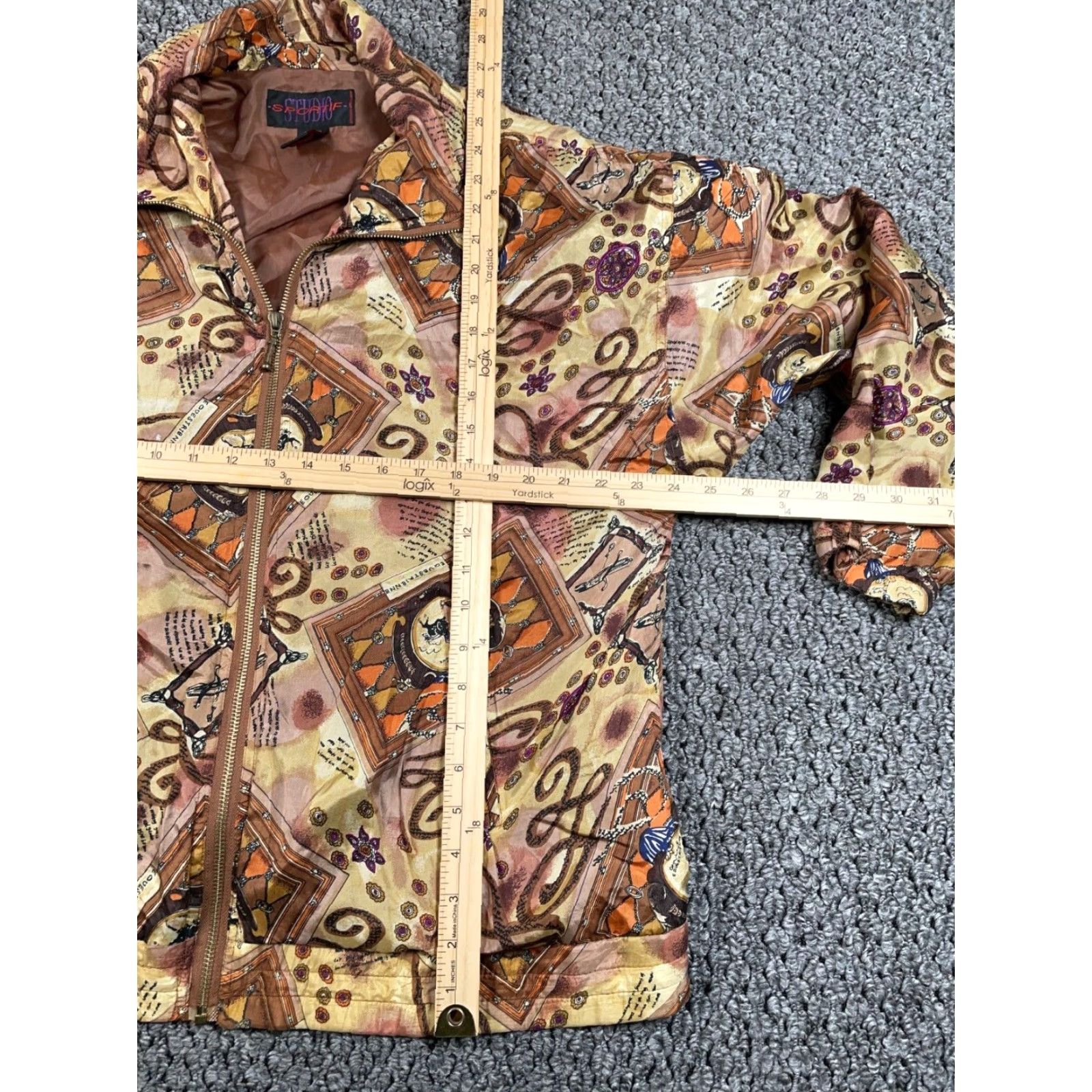 Gloverall VTG Equestrian Silk Zip Jacket Women's Large Beige All Over Pattern Geometric 90s Windbreaker Long Sleeve Full Zip Pockets Shoulder Pads Vintage Style Size L / US 10 / IT 46 - 5 Thumbnail