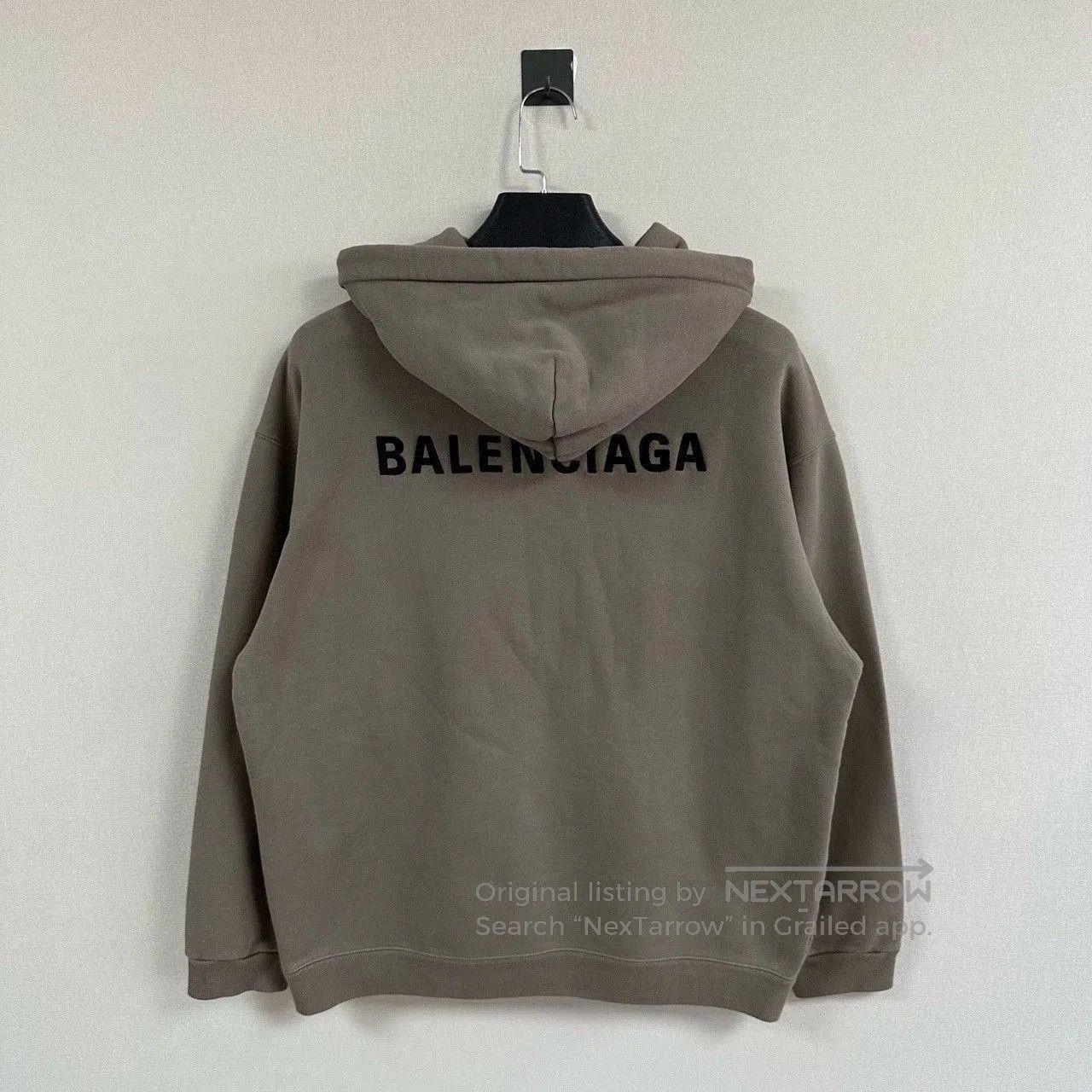 Balenciaga balenciaga embroidered hoodie in olive green. Size US M / EU 48-50 / 2 - 2 Thumbnail
