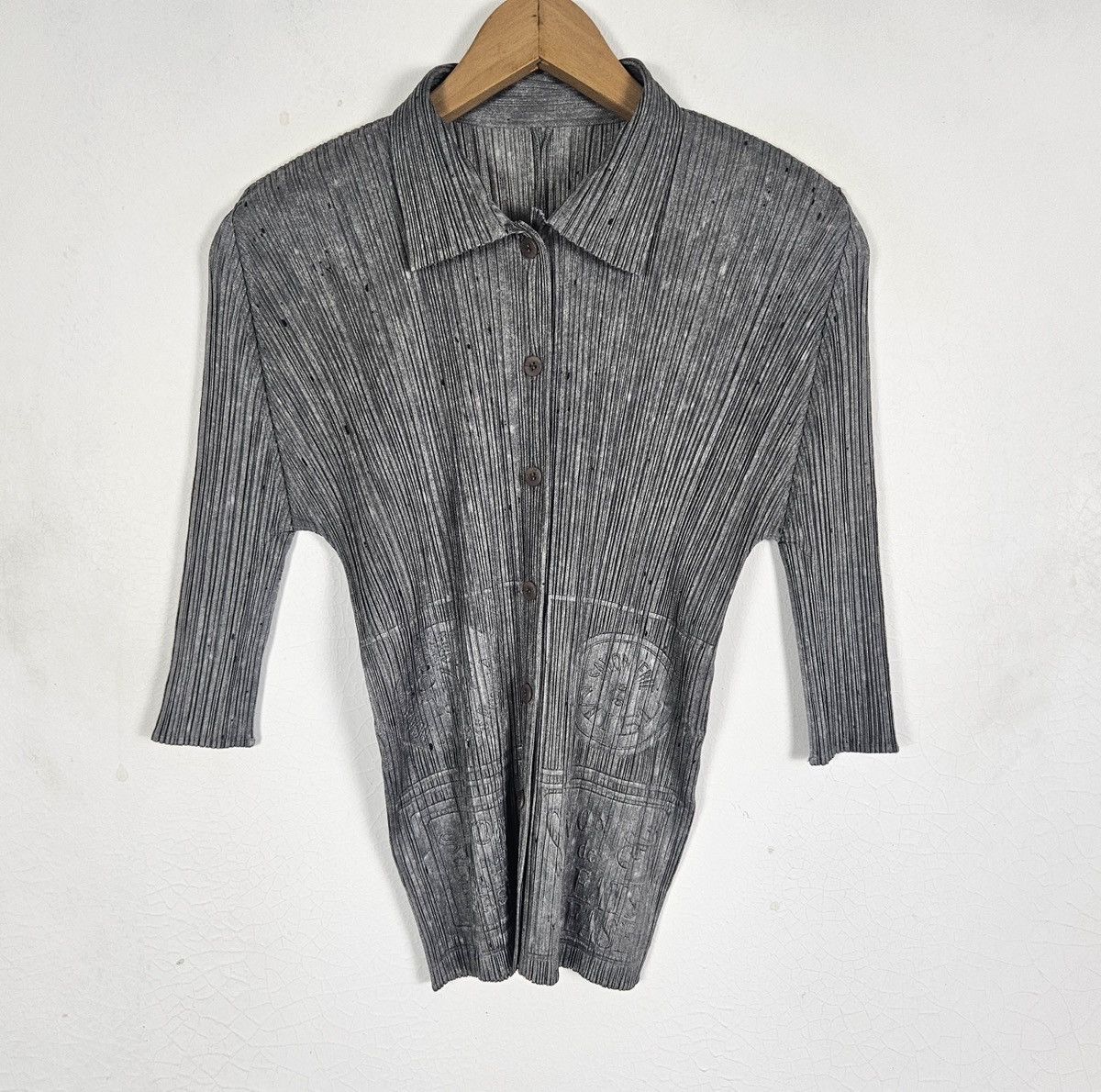 Pleats Please Issey Miyake Pleats Please Issey Miyake plissé shirt Size XS / US 0-2 / IT 36-38 - 2 Thumbnail