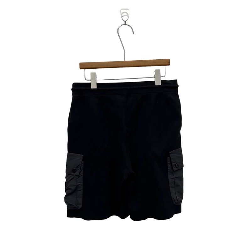 Louis Vuitton Louis Vuitton size m Black drawstring shorts with large log Size US 28 / EU 44 - 2 Thumbnail