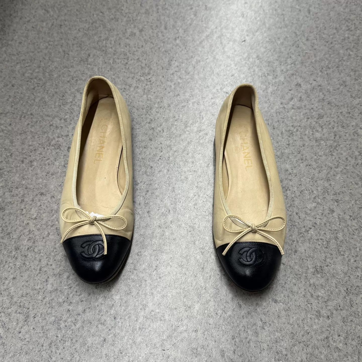 Chanel Chanel Classic Lambskin Flats 37.5 Pre-owned Excellent Size US 7 / IT 37 - 4 Thumbnail