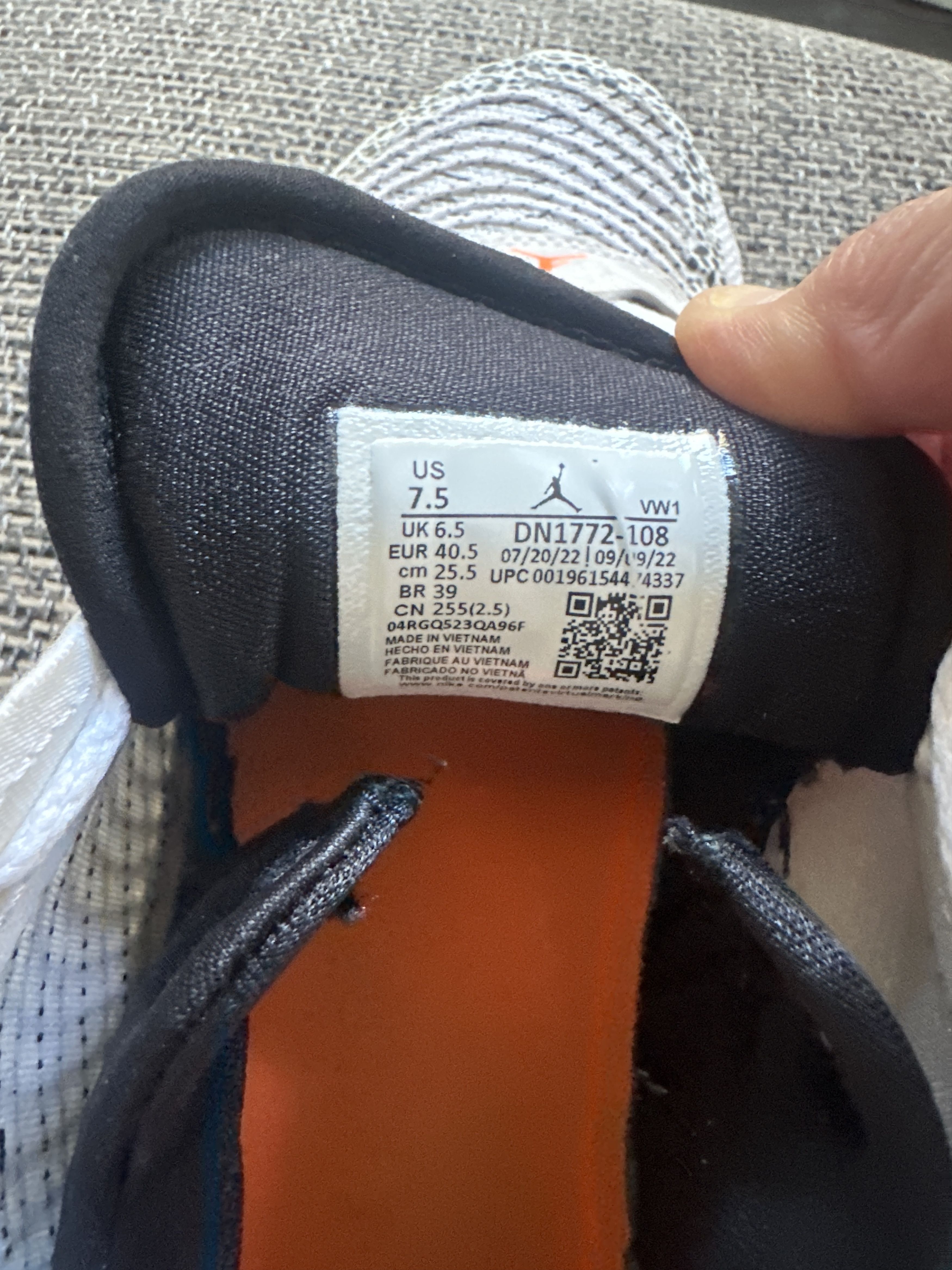 Jordan Brand Jordan Luka 1 Size US 7.5 / EU 40-41 - 5 Thumbnail