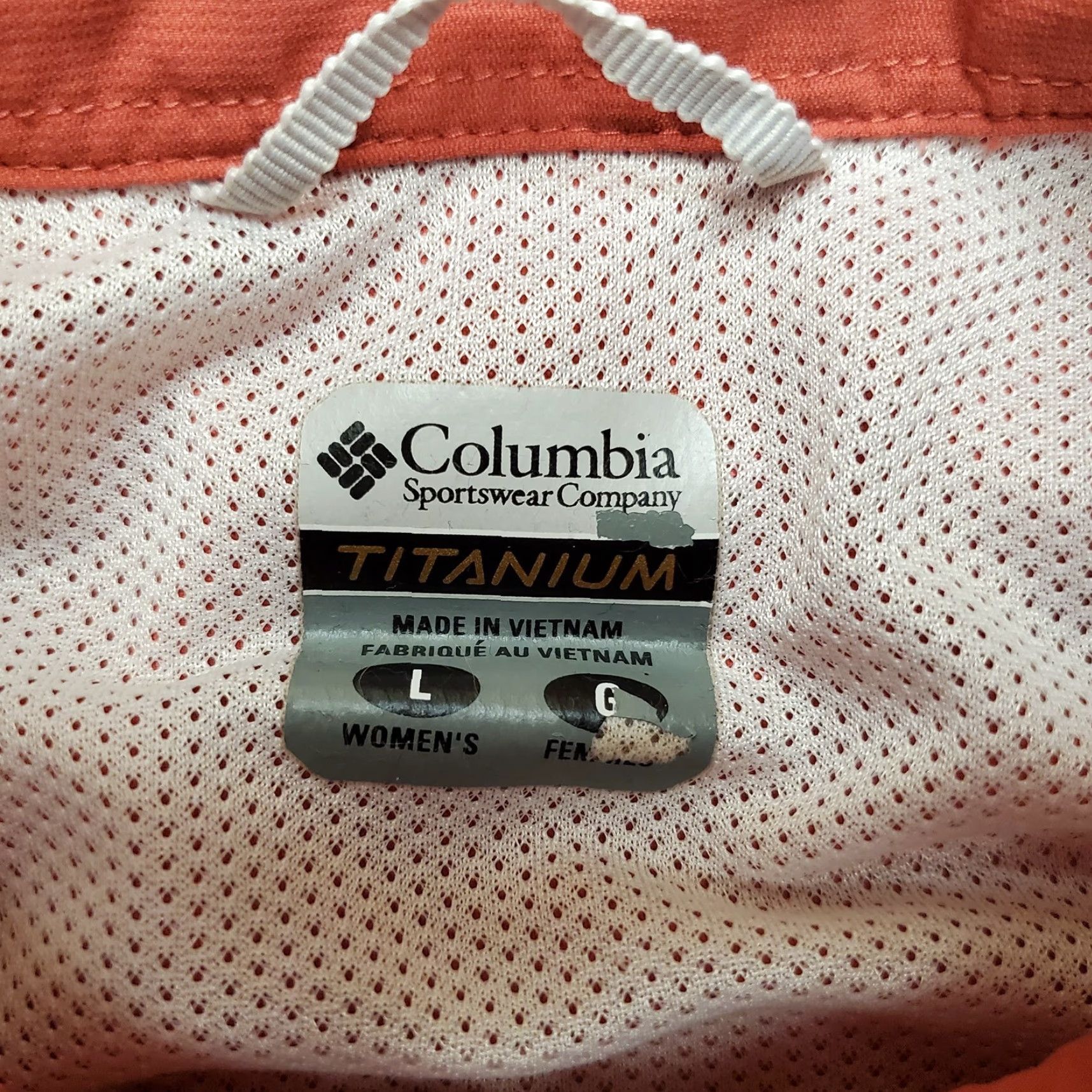 Vintage Columbia Shirt Women L Red Vented Roll Tab Outdoor Gorp Hike Fish Gorp Outdoor Size L / US 10 / IT 46 - 6 Thumbnail