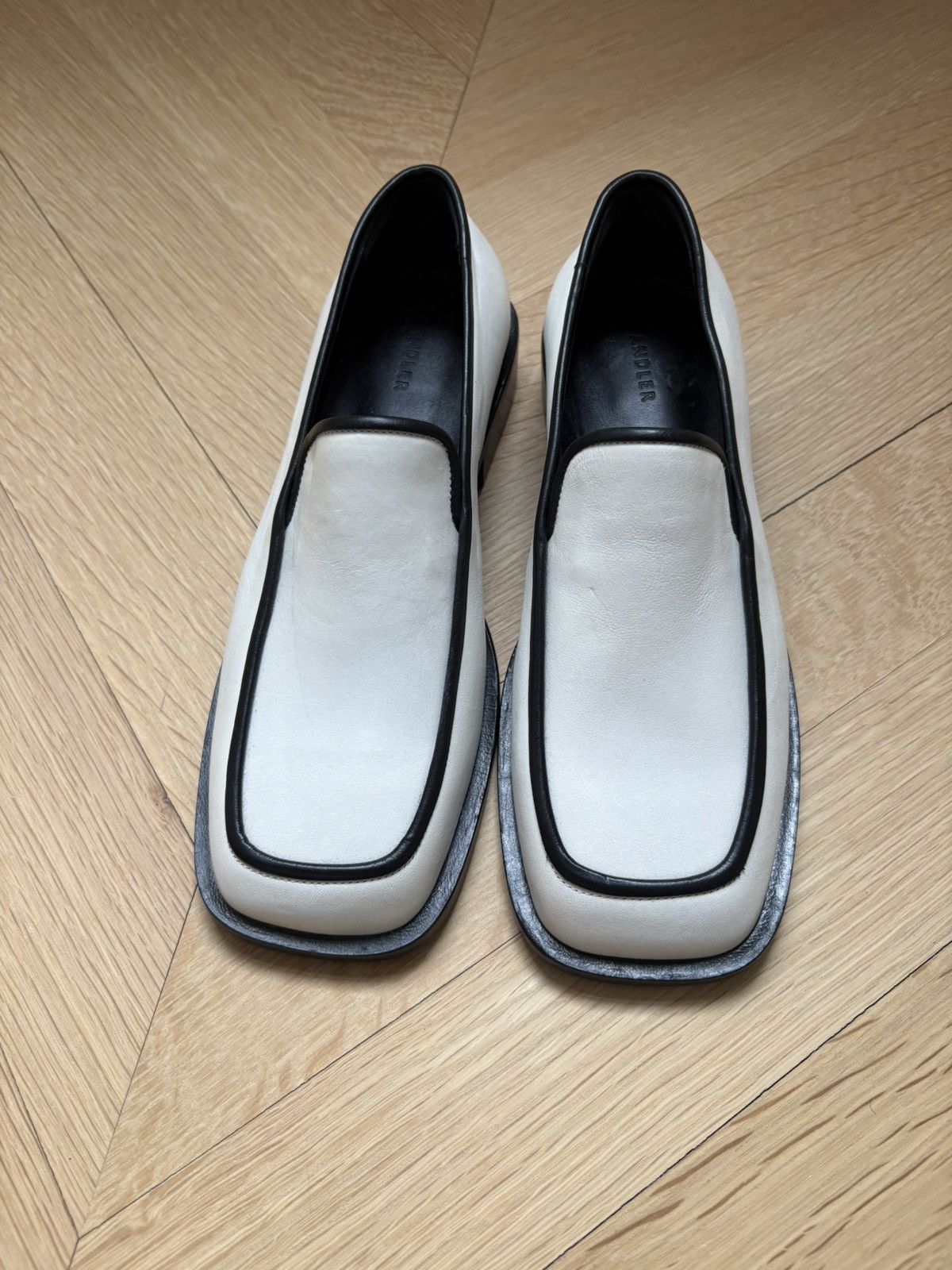 Wandler Wandler Leather Loafer Flats White Black Women's US 9.5 Size US 9.5 / IT 39.5 - 2 Thumbnail