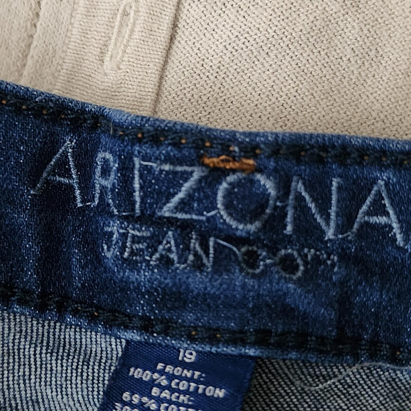 Other Distressed Dark Blue Denim Shorts with Rolled Hem Size 19 Size 32" / US 10 / IT 46 - 4 Thumbnail