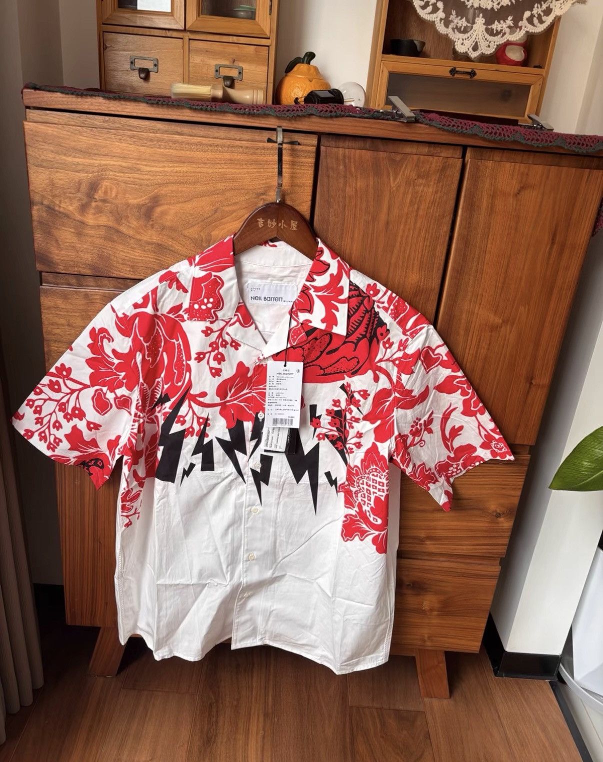 Neil Barrett Neil Barrett Short Sleeve Shirt J2 Size US L / EU 52-54 / 3 - 1 Thumbnail
