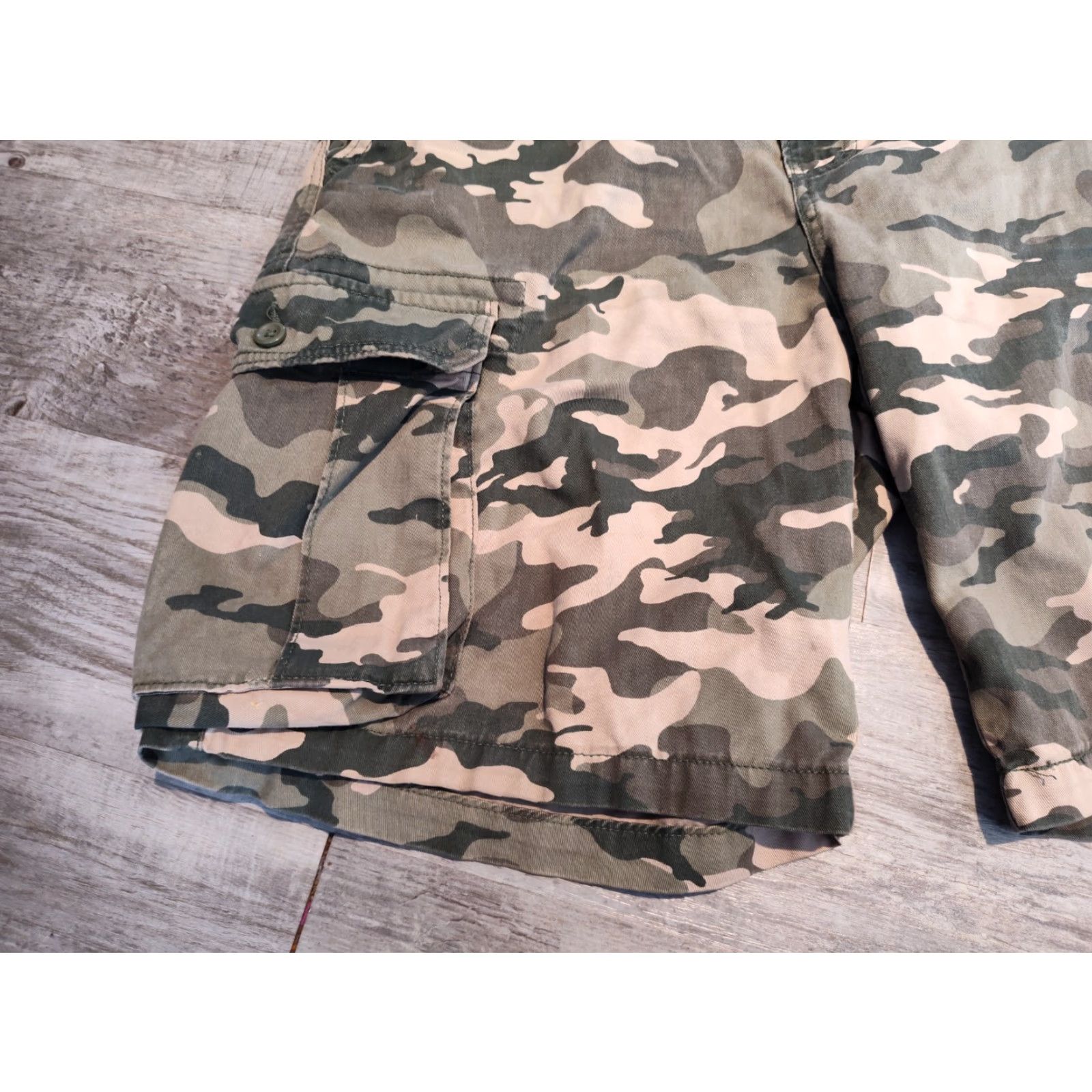 Levi's VINTAGE Levi’s Cargo Shorts Men 36 Camouflage Canvas Casual Workwear Summer Spring Fall Size US 36 / EU 52 - 3 Thumbnail