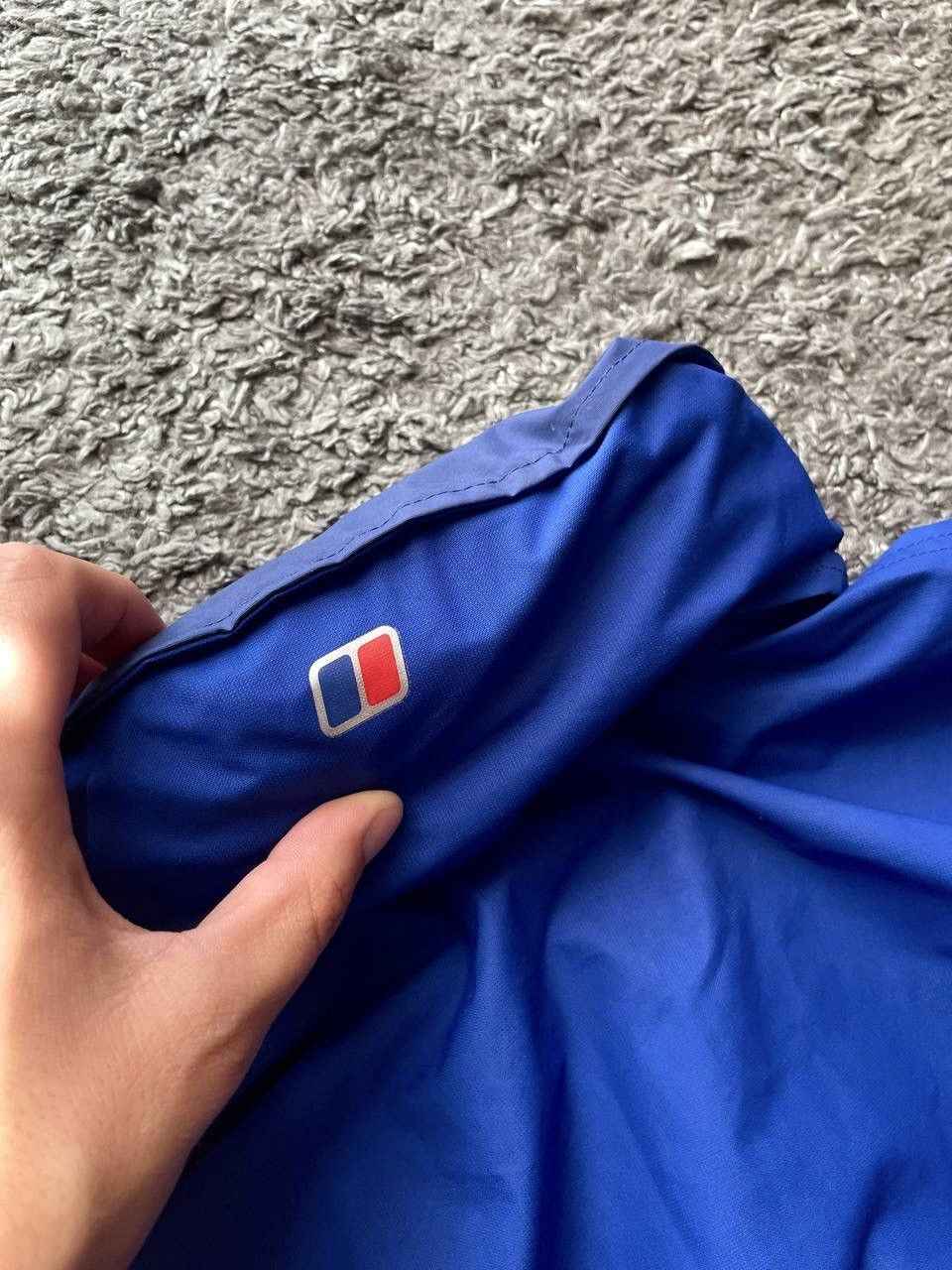 Berghaus Berghaus Light Jacket Gorpcore Outdoor Gore-Tex Logo Rare Size US M / EU 48-50 / 2 - 18 Thumbnail