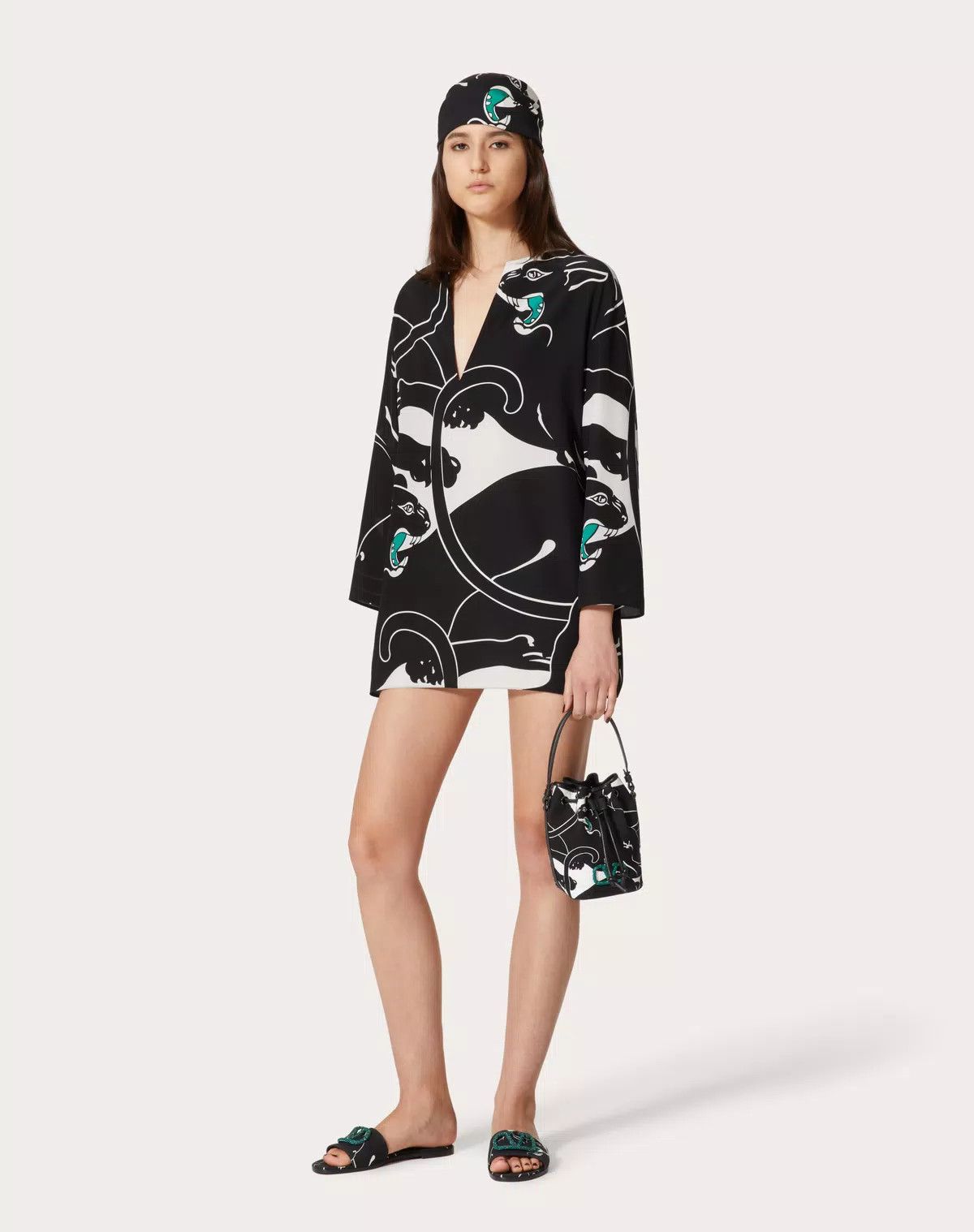 Valentino o1s1wg110625 Crepe De Chine Panther Dress in Black Size S / US 4 / IT 40 - 3 Thumbnail
