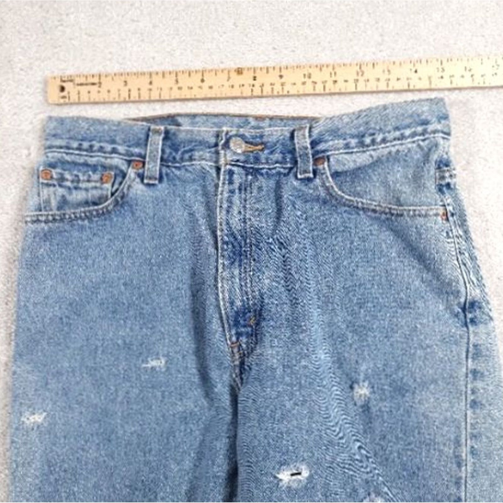 Levi's Levi's 512 DIY Cutoff Shorts Women 12 Reg M Slim Fit Distressed Blue 5-Pocket Denim Distressed Bermuda Slimming Medium Wash Spring Summer Fall Women Size 34" / US 12 / IT 48 - 6 Thumbnail