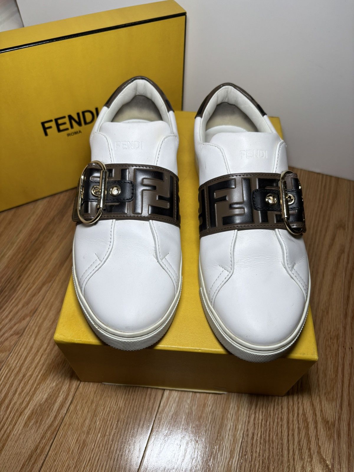 Fendi Fendi white sneakers Size US 8 / IT 38 - 1 Thumbnail