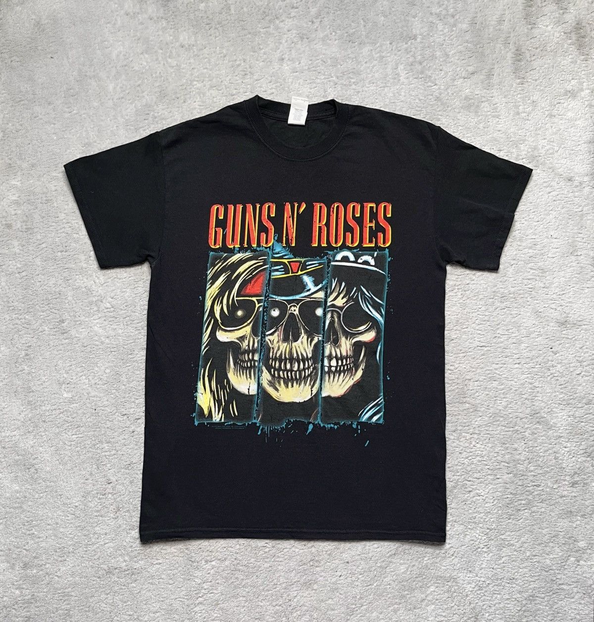 Band Tees Vintage Black Band T-Shirt Tee Guns and Roses Skeleton 2010 Size US M / EU 48-50 / 2 - 1 Thumbnail