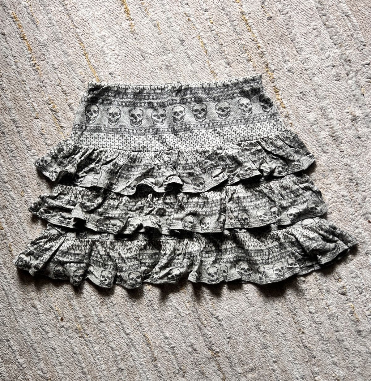 Hysteric Glamour × Japanese Brand Hysteric Glamour Ruffle Skull Mini Skirt Size 29" - 1 Thumbnail