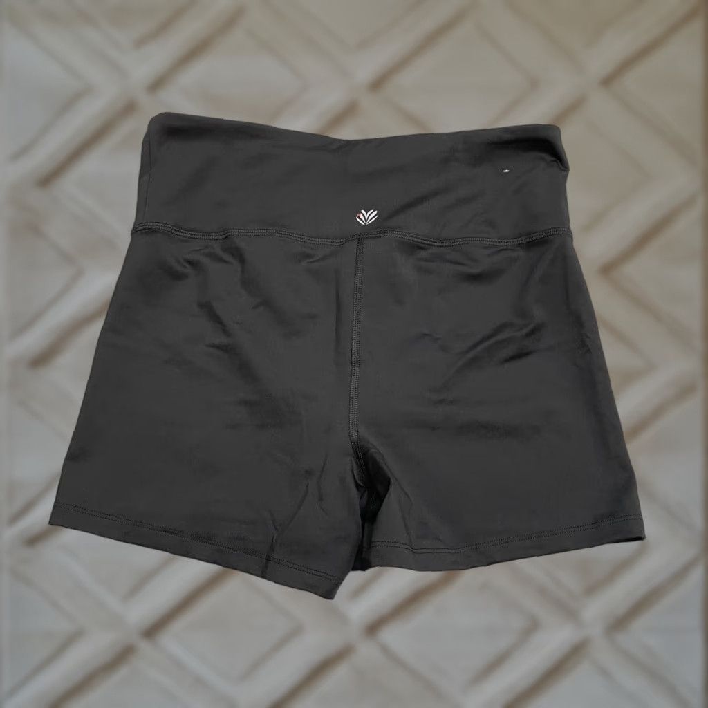 Forever 21 Forever 21 Biker Compression Shorts Womens L Black Active Stretch Athletic Size 36" / US 14 / IT 50 - 1 Thumbnail