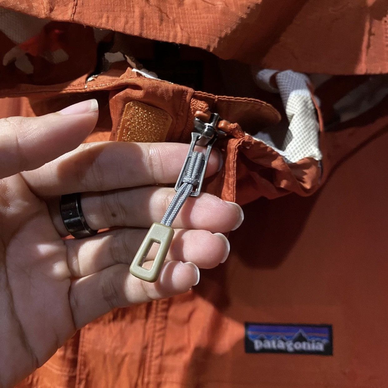 Patagonia Patagonia Houdini Light Windbreaker - Orange Size US M / EU 48-50 / 2 - 9 Thumbnail