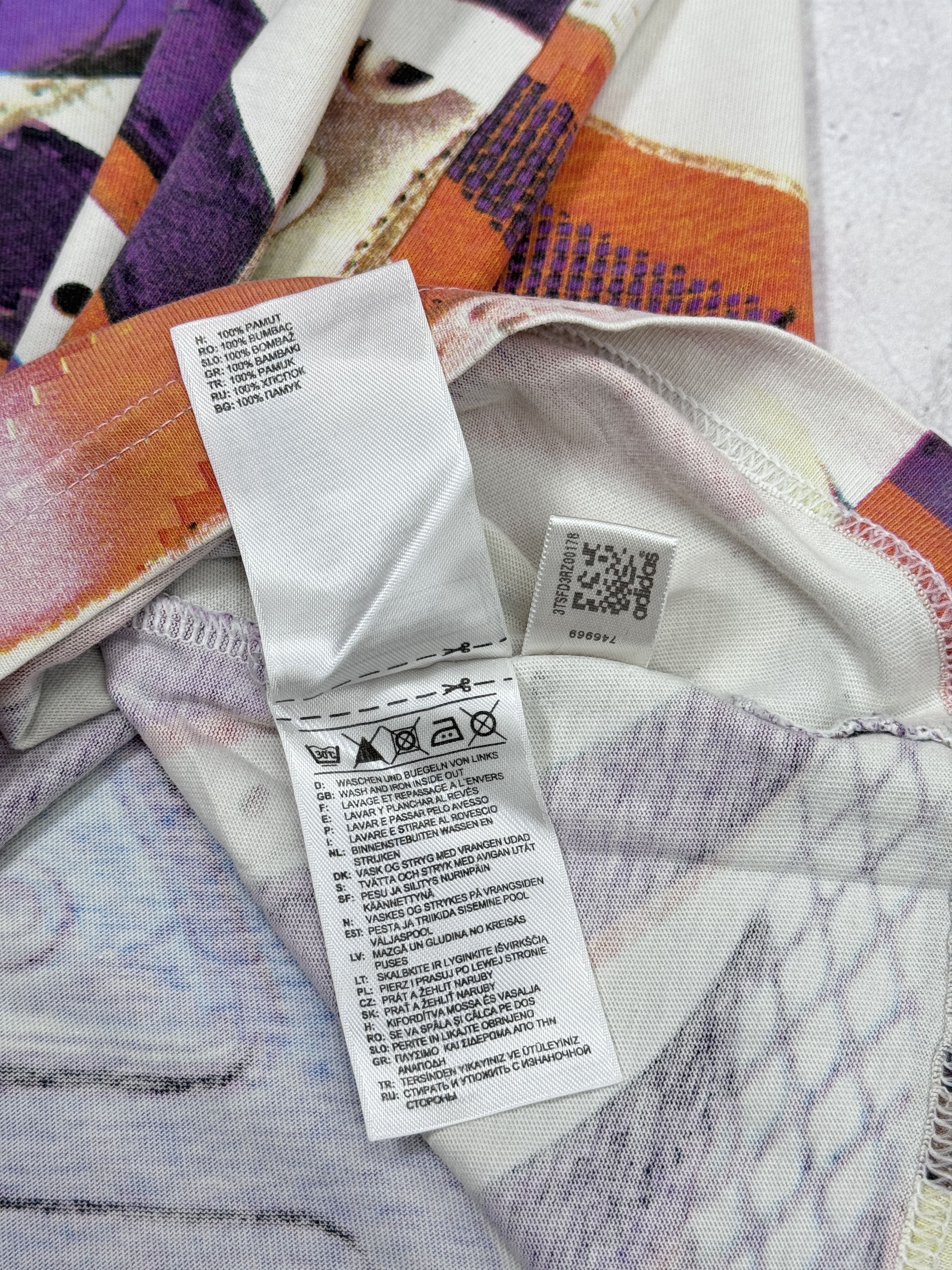 Adidas × Vintage Y2K Adidas T-Shirt Sneakers Abstract Shoes Pattern Size US M / EU 48-50 / 2 - 11 Thumbnail