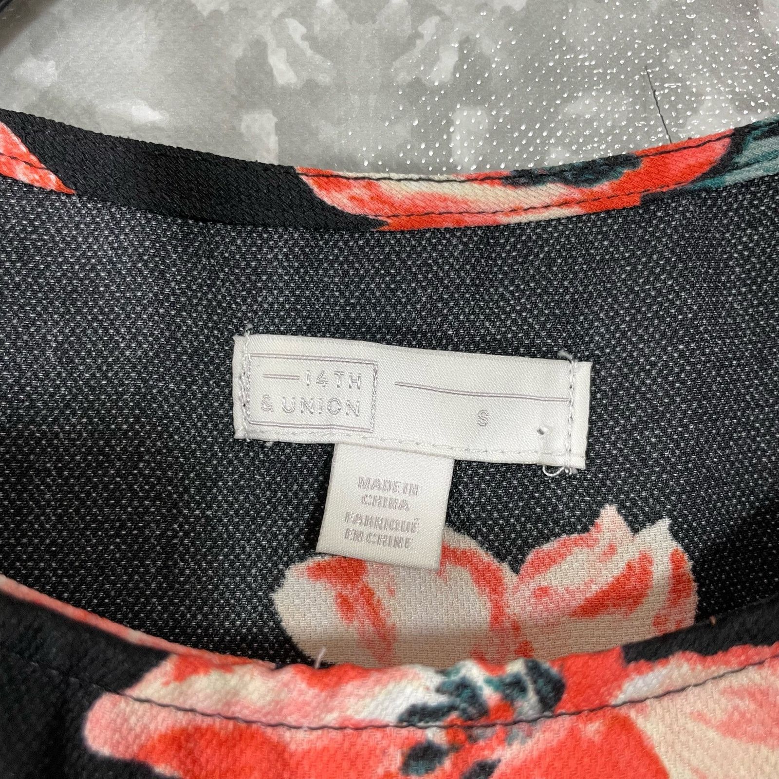 14th & Union 14th & Union Black & Pink Floral Sleeveless Blouse - Size 8 Size M / US 6-8 / IT 42-44 - 5 Thumbnail