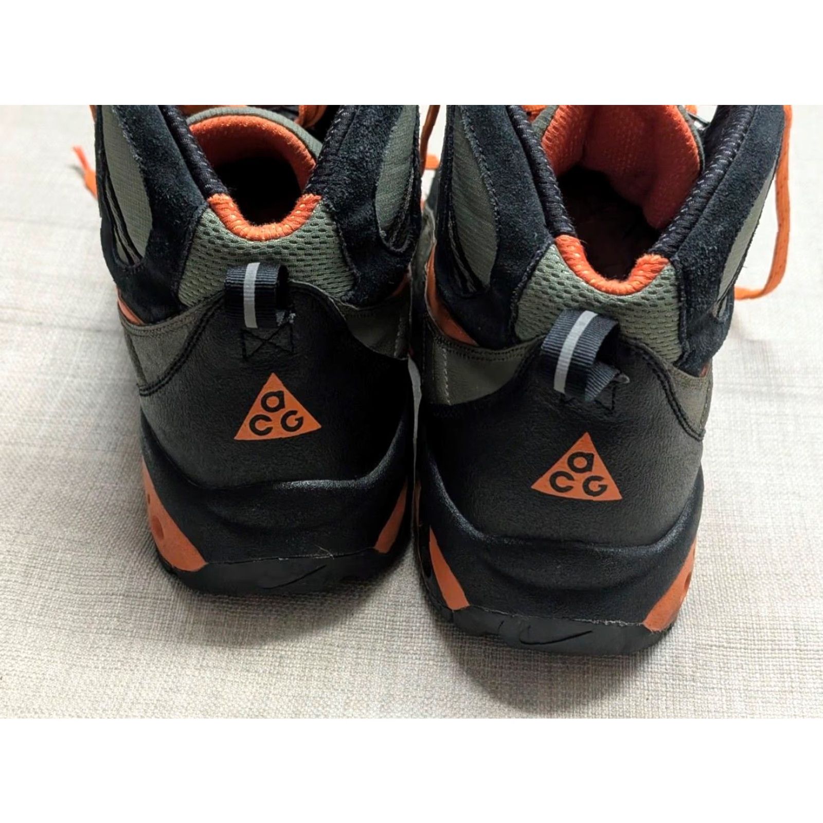 Nike VINTAGE NIKE ACG MENS SIZE 15 US ORANGE MAX AIR UMARA HIKE BOOT 414976-300 Size US 15 / EU 48 - 6 Thumbnail