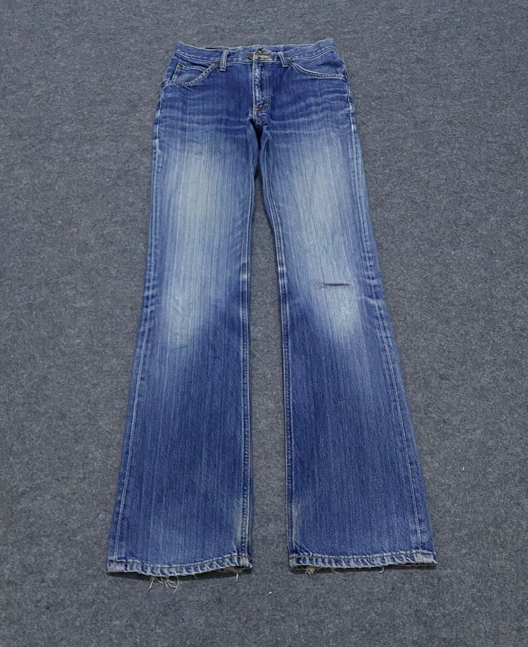 If Six Was Nine 💥Best Offer💥Vintage Lee Riders Flare Distressed Denim Size US 29 - 1 Thumbnail