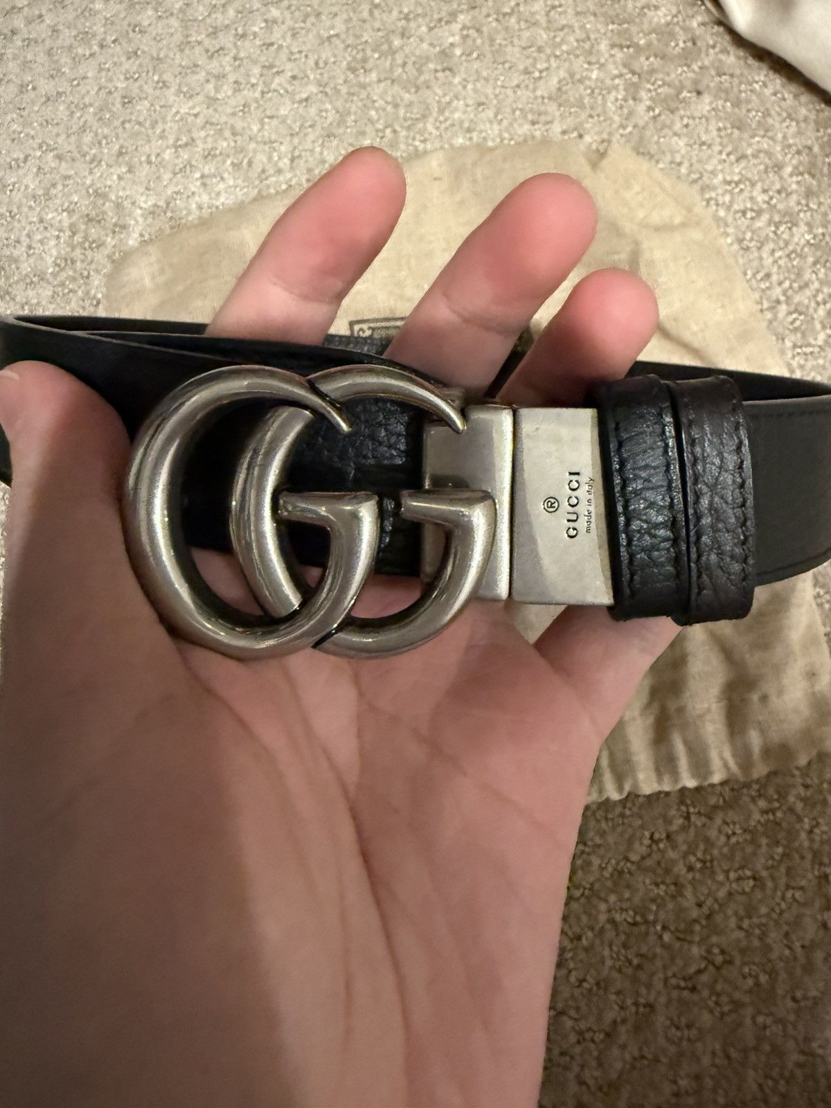 Gucci Reversible Silver Small GG Gucci Belt Size 32 - 1 Thumbnail