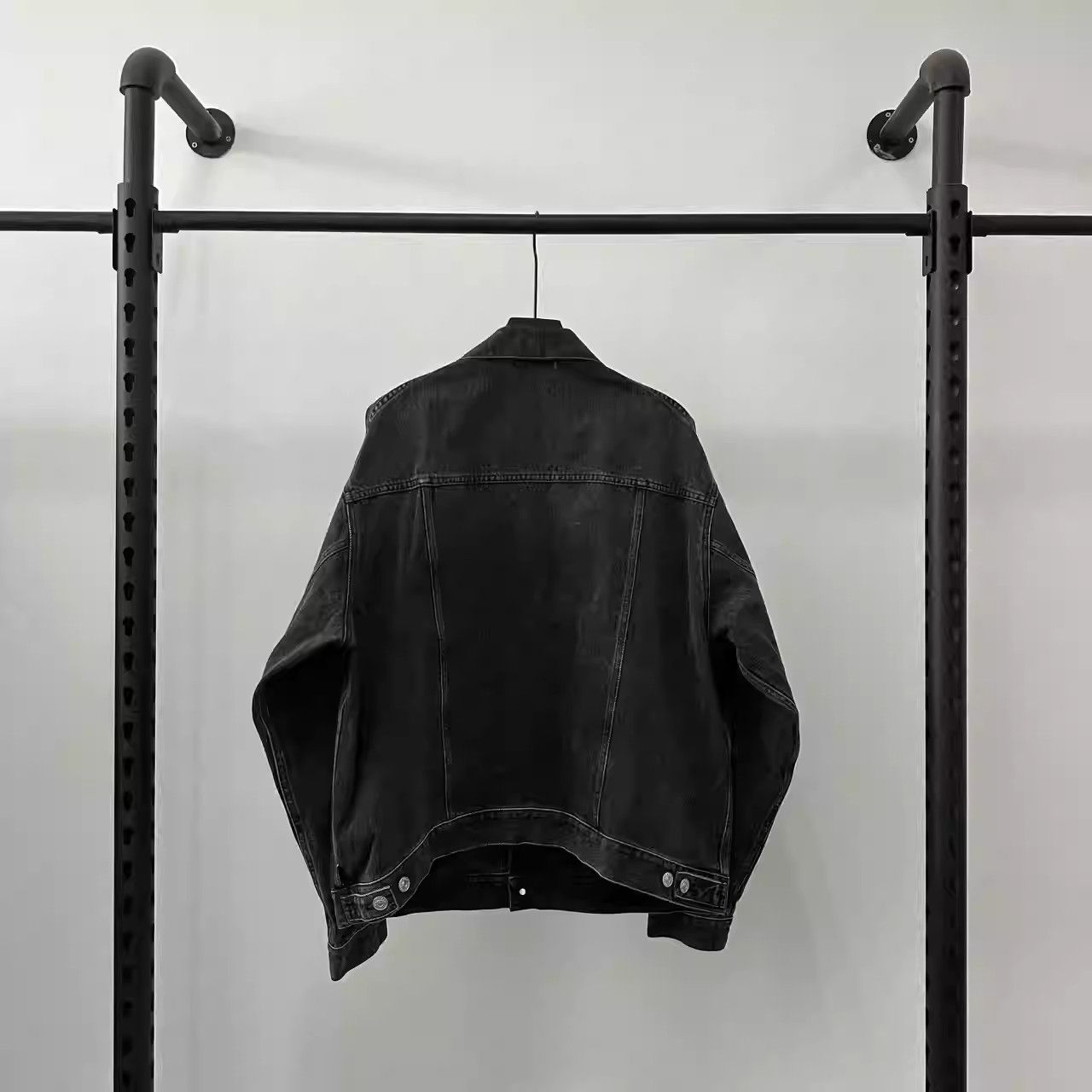 Balenciaga Balenciaga SS20 Red Letter Logo Embroidered Denim Jacket Size US M / EU 48-50 / 2 - 2 Thumbnail