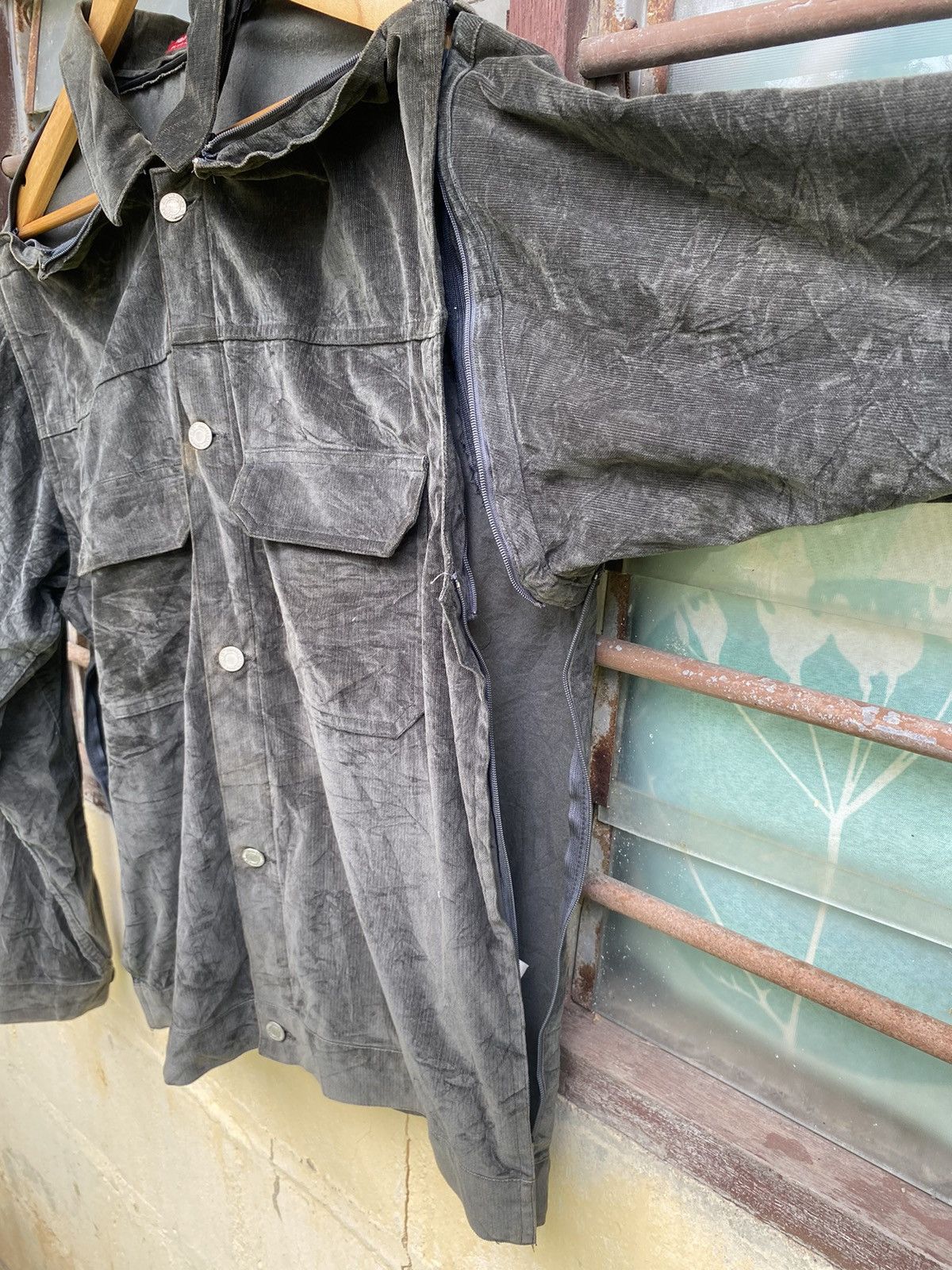 Undercover Undercover Jun Takahashi 98/99 Winter Detachable Small Parts Size US L / EU 52-54 / 3 - 14 Thumbnail
