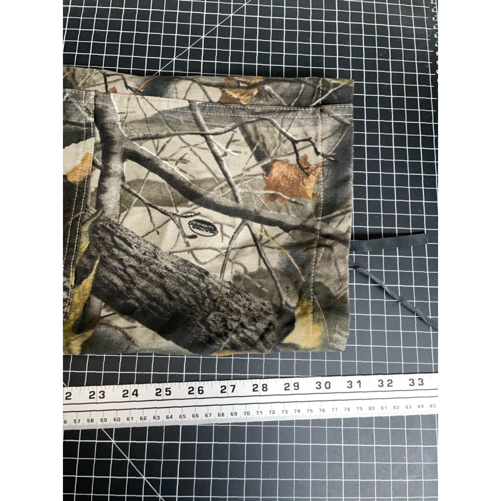 Dickies Dickies Cargo Pants Men's 38 x 30.5 Green Camouflage Cargo Pocket Straight Rise High Waist Regular 90s Army Workwear Button Zip Adult Mens Size US 39 - 6 Thumbnail