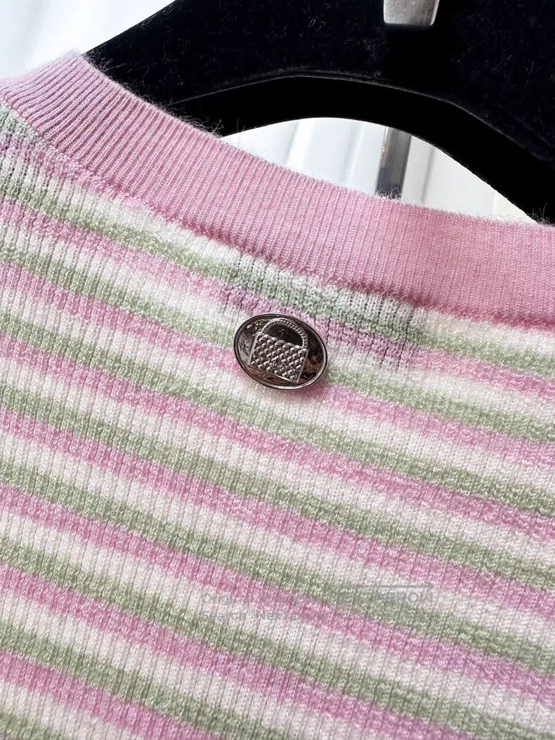 Chanel Chanel 25B striped Coco women's avatar short-sleeved knitt Size XS / US 0-2 / IT 36-38 - 5 Thumbnail