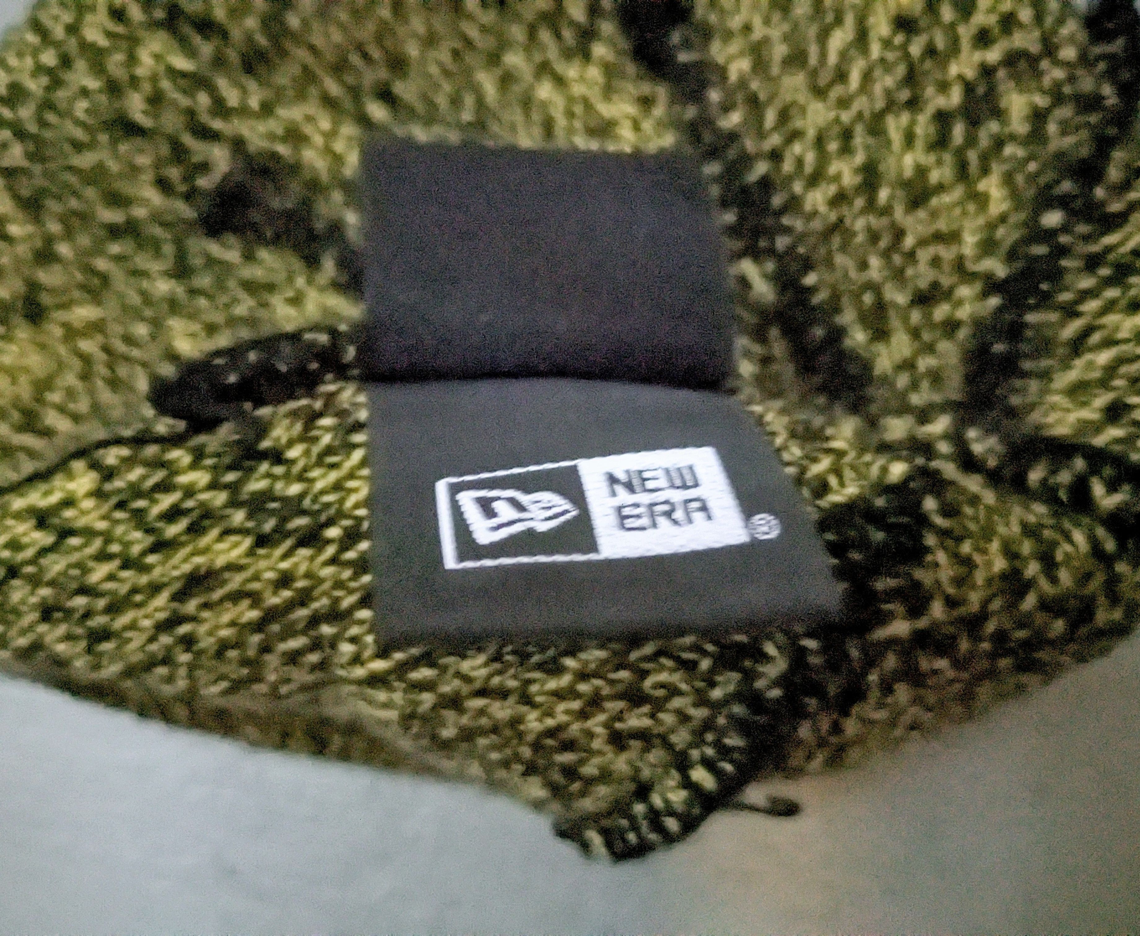 New Era × Supreme Supreme x New Era Arc Logo Beanie Yellow Black FW18 Size ONE SIZE - 10 Thumbnail