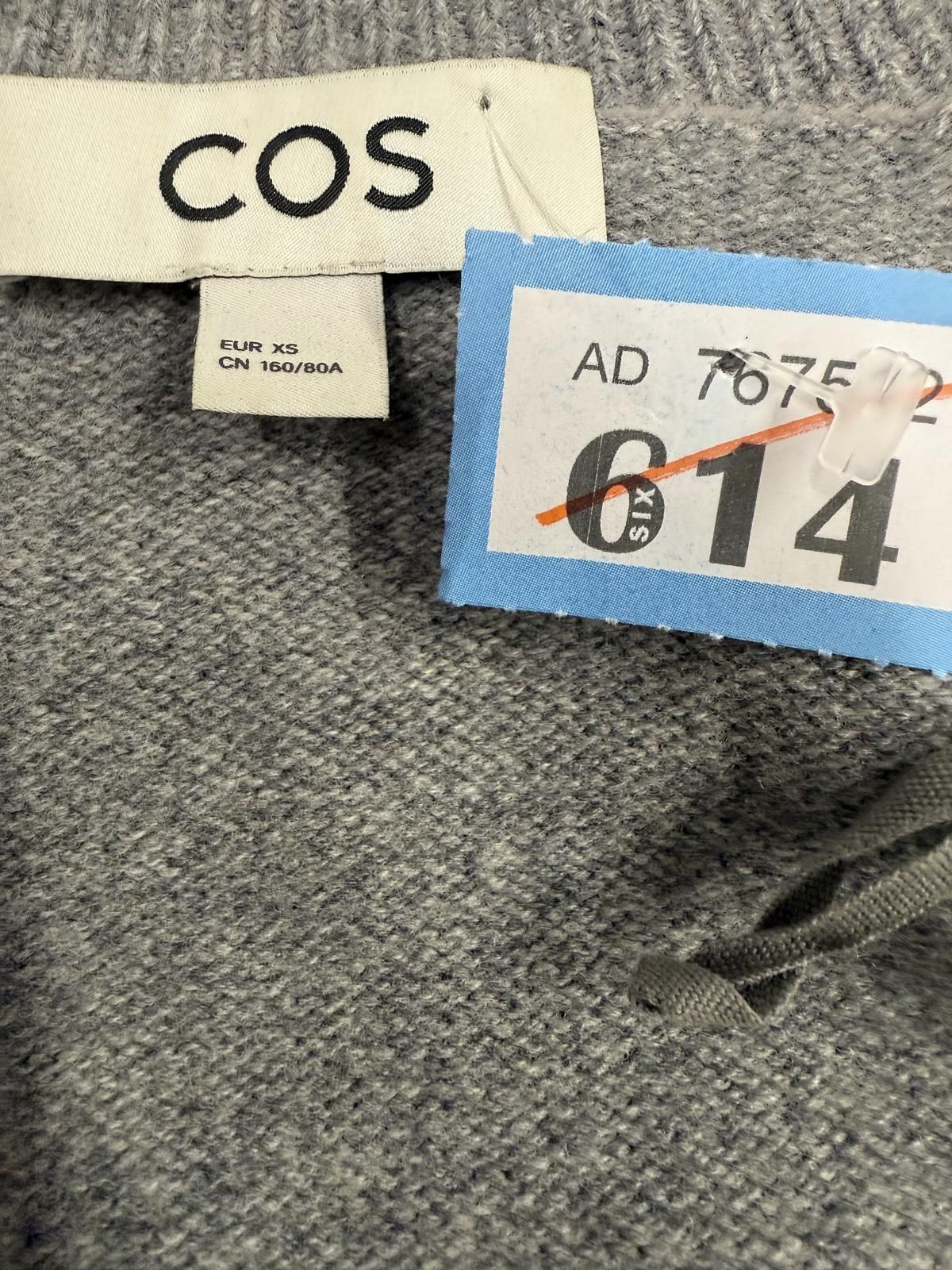 Cos COS Grey Knit Cardigan Size XS Size XS / US 0-2 / IT 36-38 - 2 Thumbnail